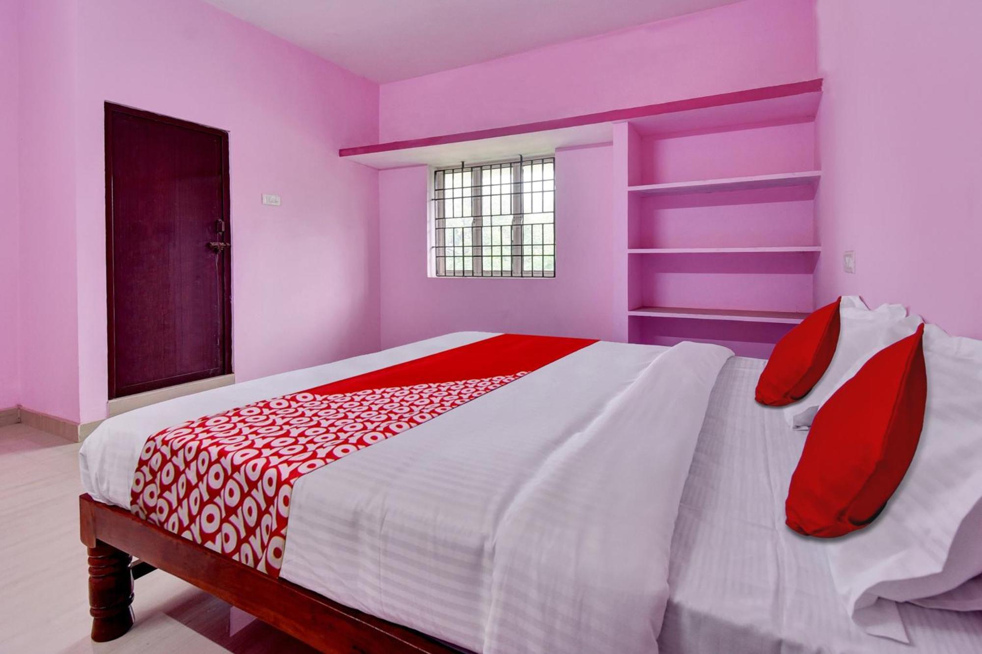 S P Stay's Hotel