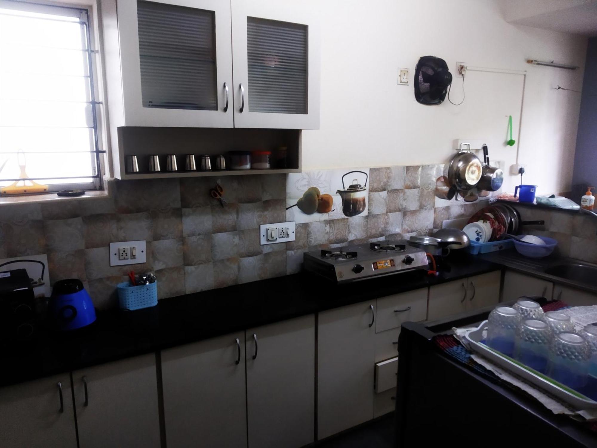 Royale Seaward Service Apartment