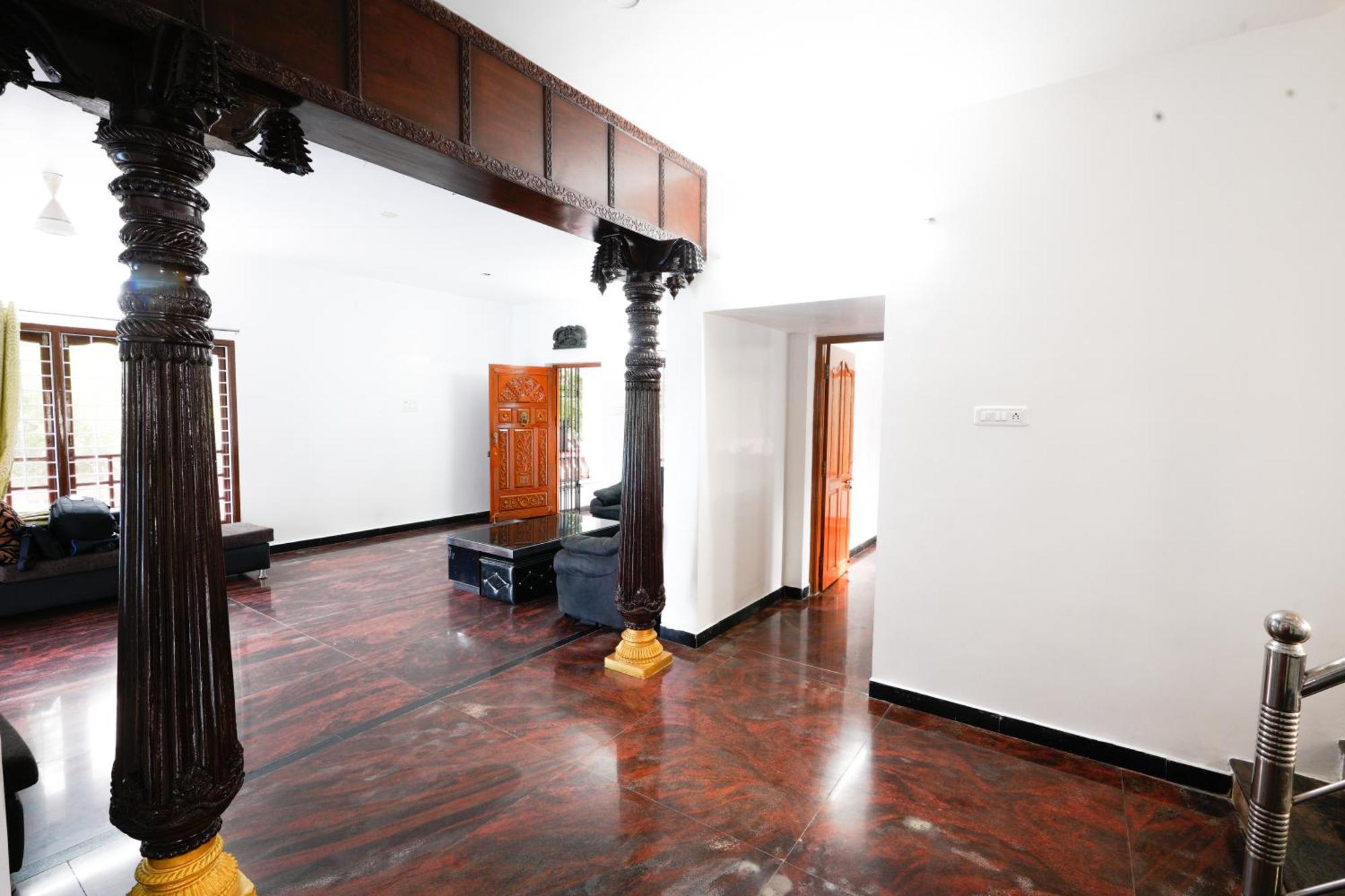 Bay Minaret - Lavish 4bhk House At Ecr Uthandi Villa