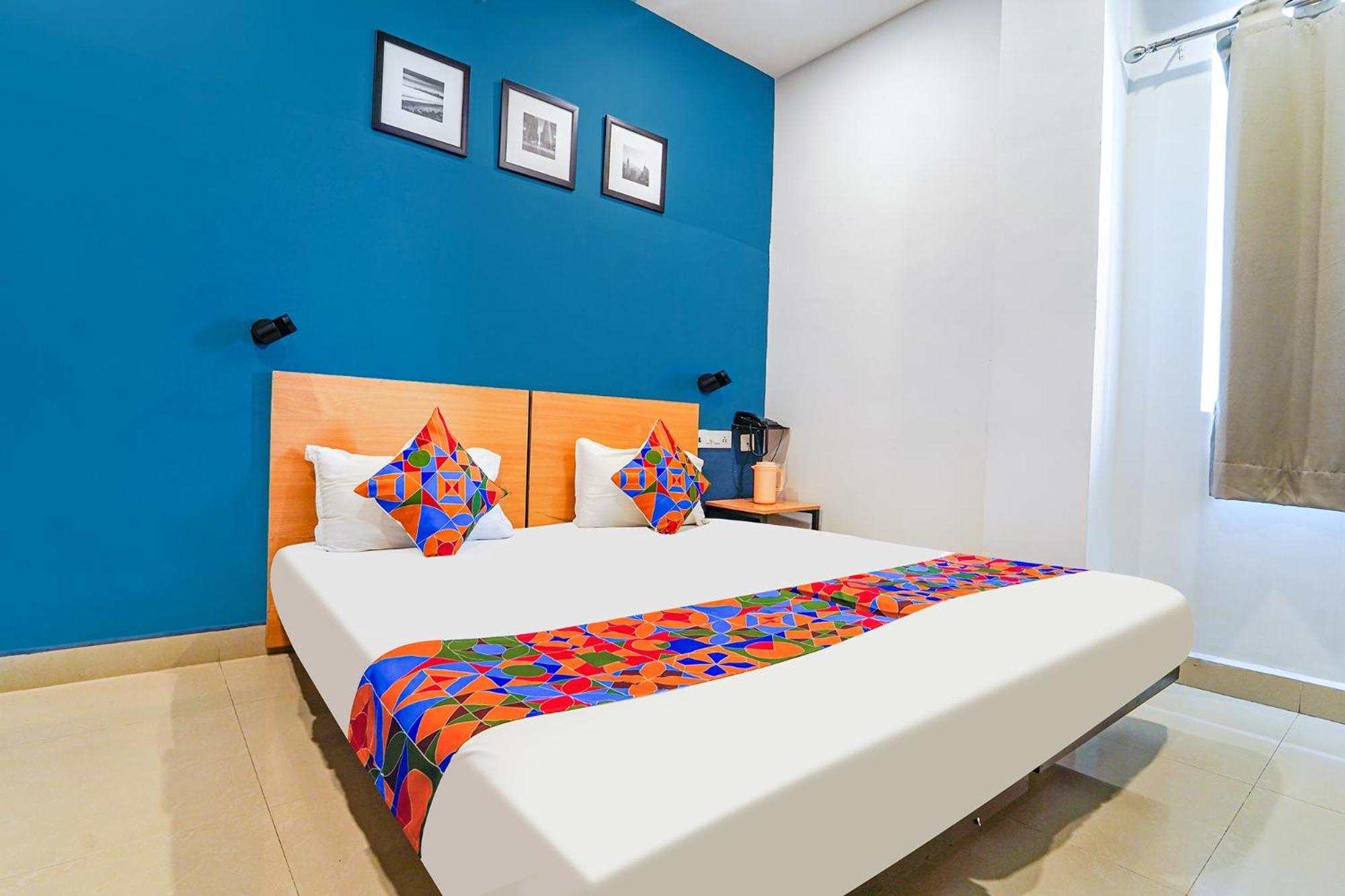 Fabexpress Silver Palace Hotel Chennai