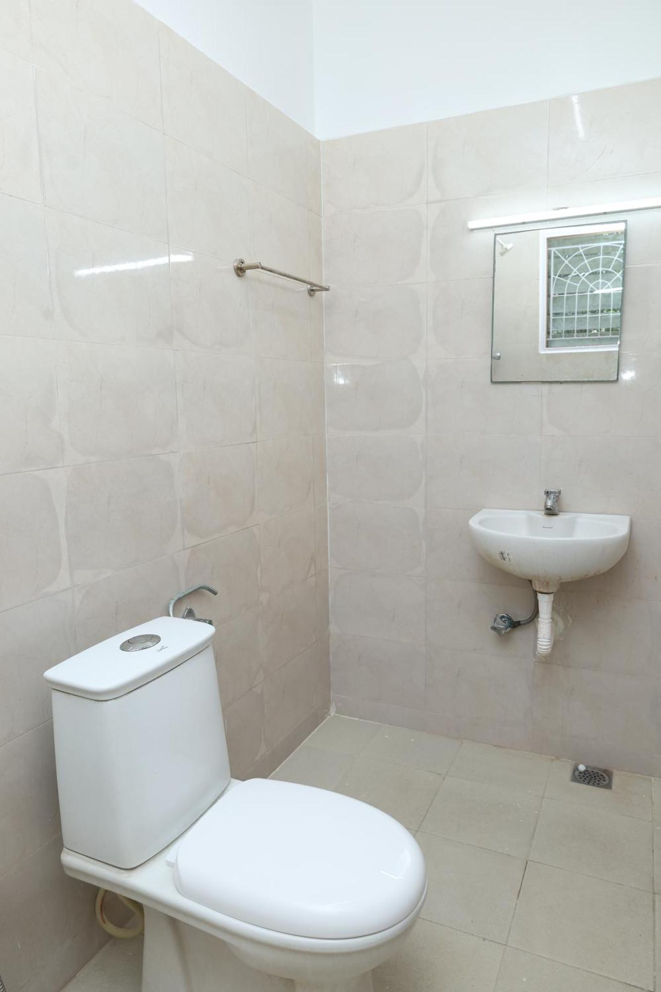 Greams Road Near Apollo Deluxe Fusion Serviced Apartment Chennai