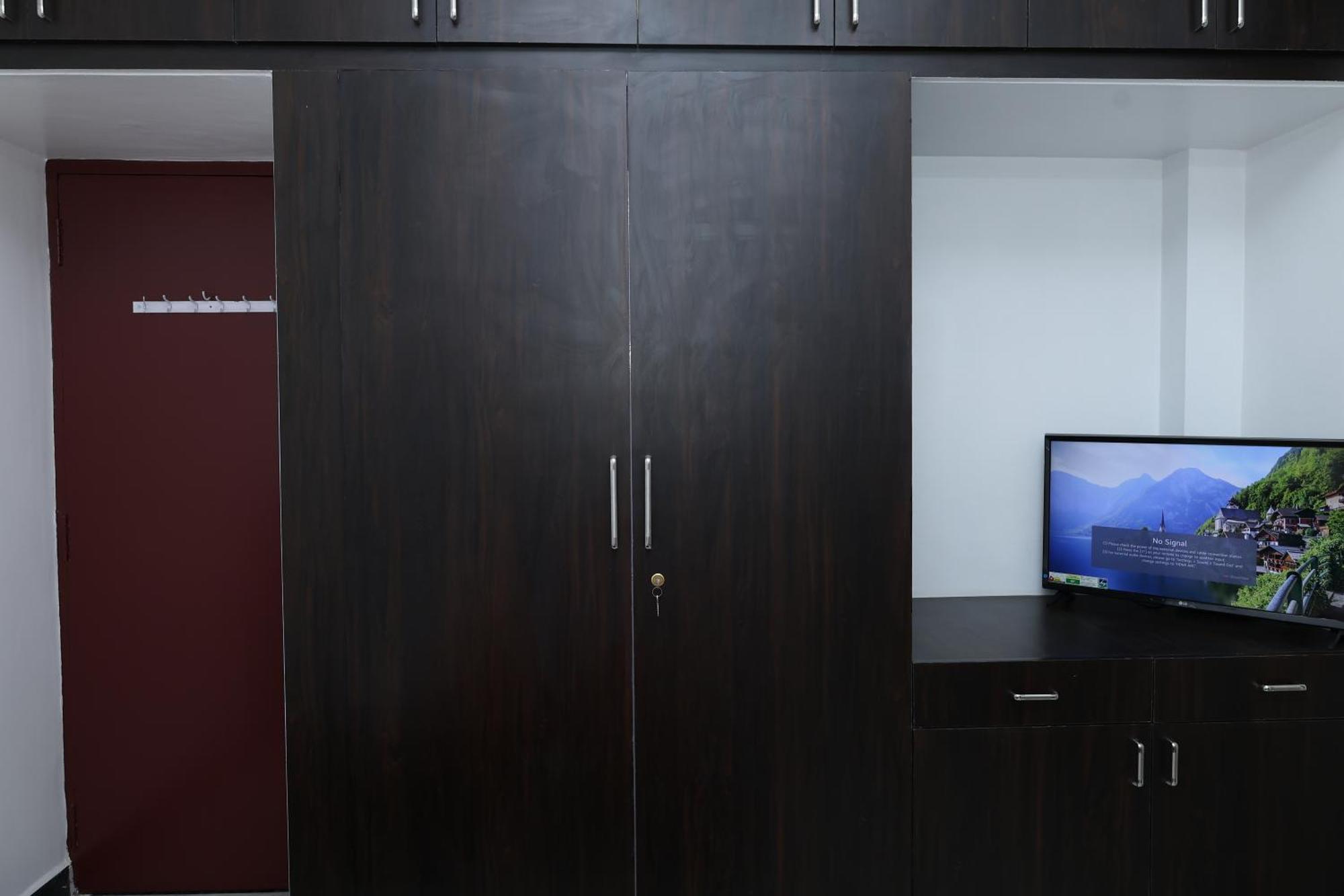 Greams Road Near Apollo Deluxe Fusion Serviced Apartment *