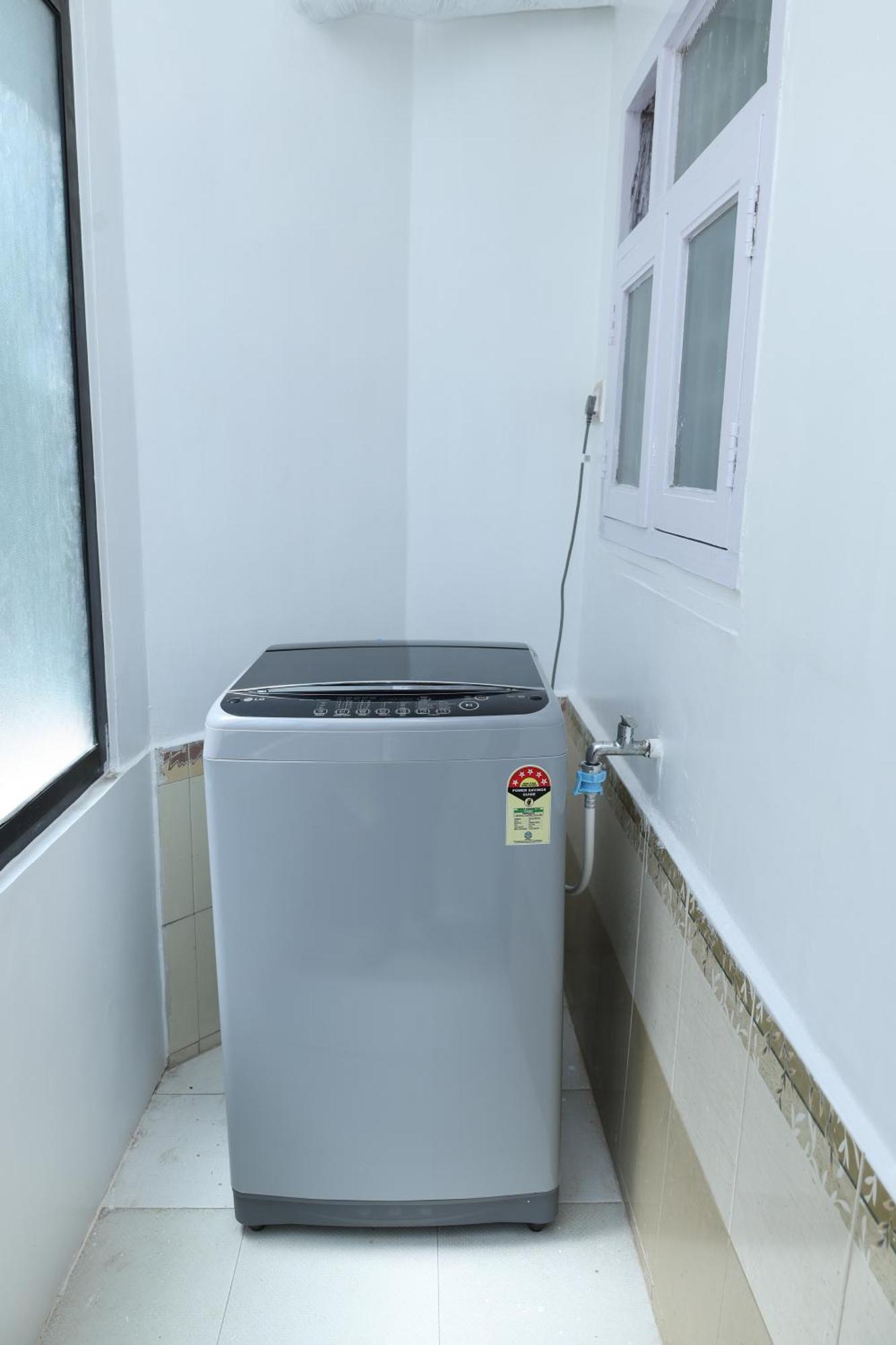 Greams Road Near Apollo Deluxe Fusion Serviced