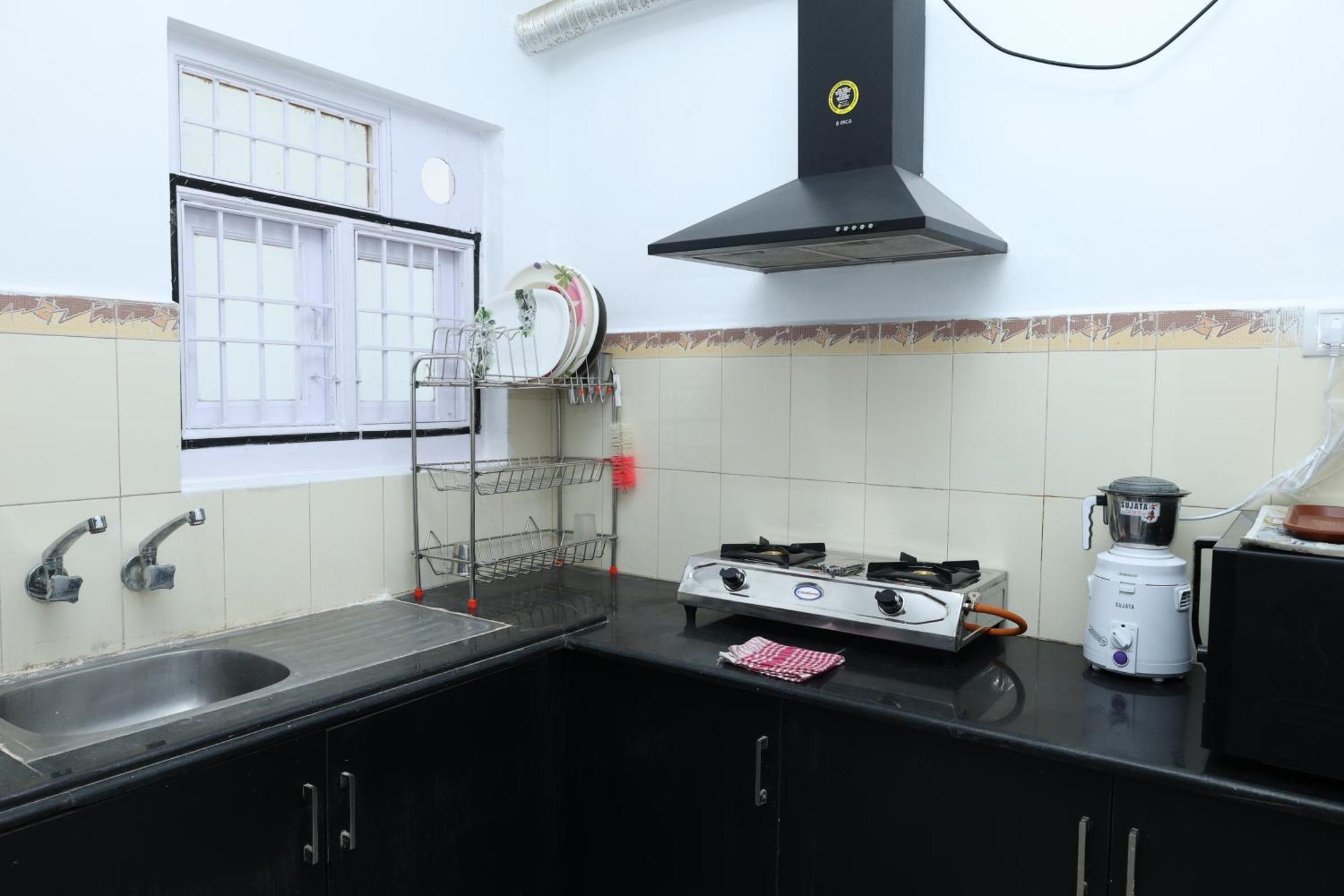 Greams Road Near Apollo Deluxe Fusion Serviced
