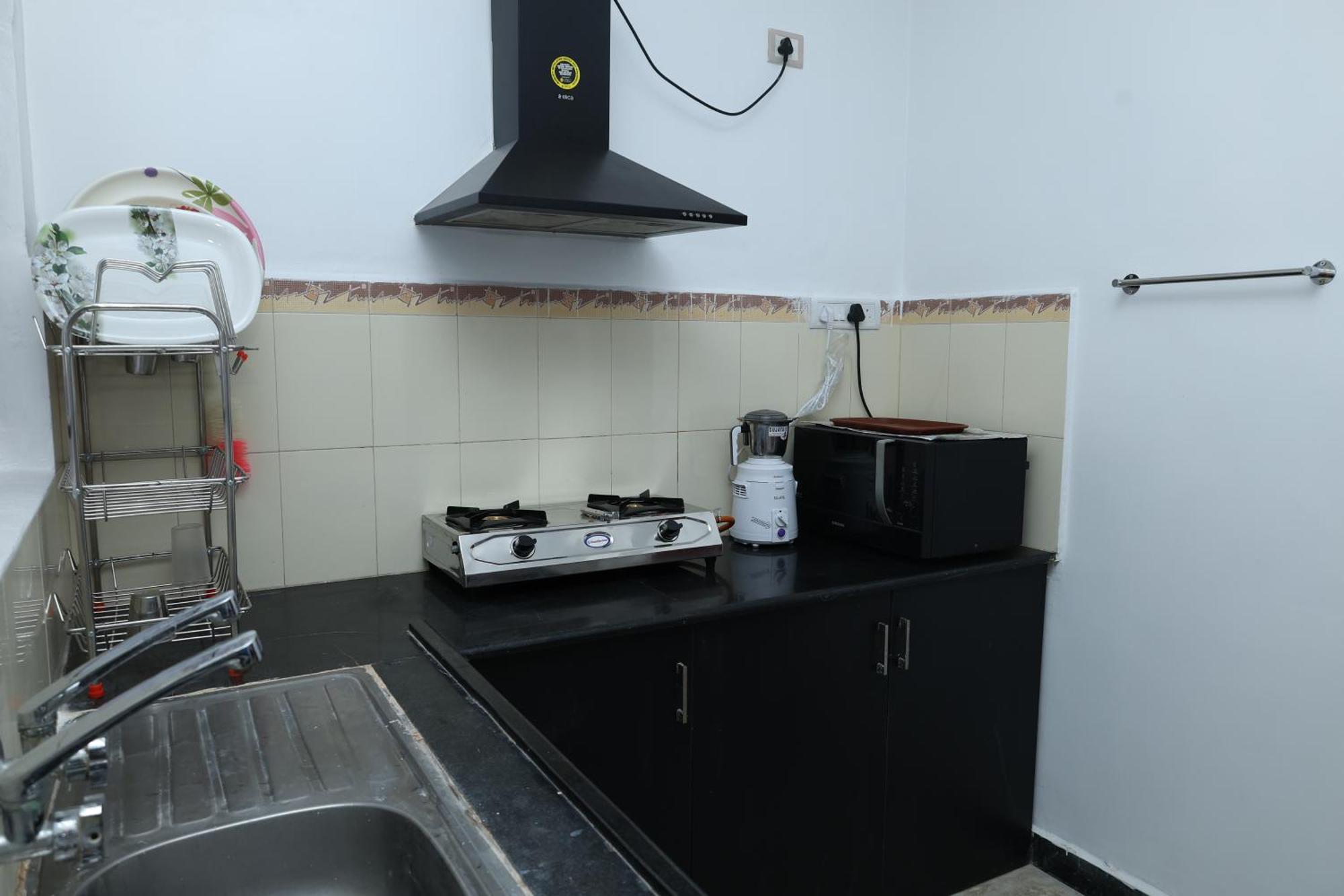 Greams Road Near Apollo Deluxe Fusion Serviced * Chennai