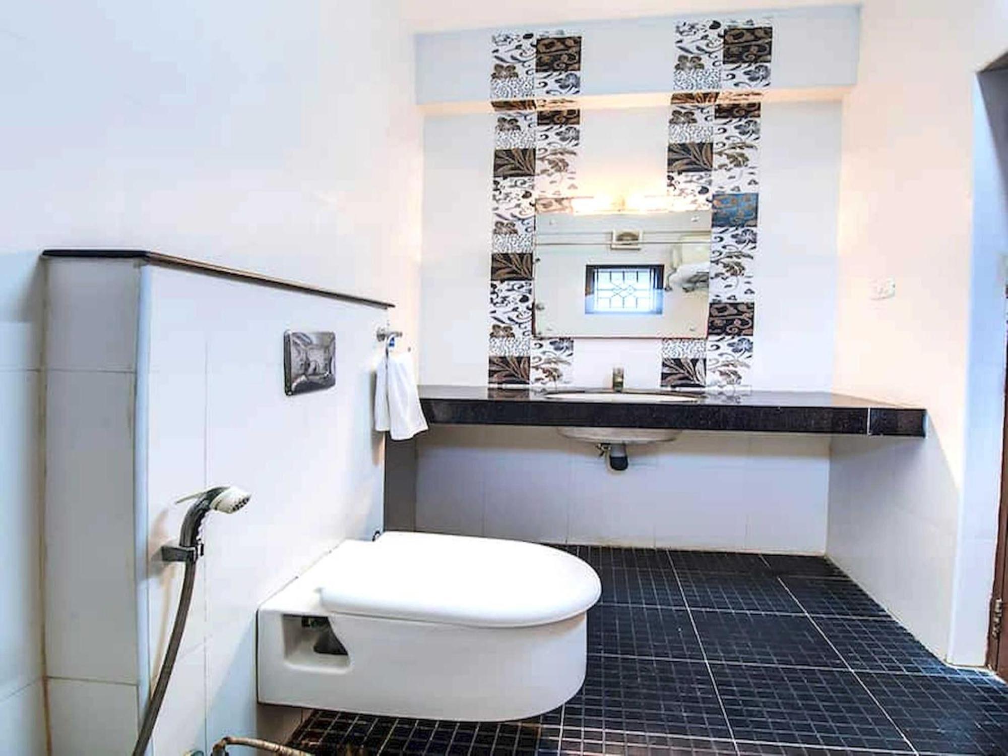O Silverkey Executive Kaligambal Illam Chennai