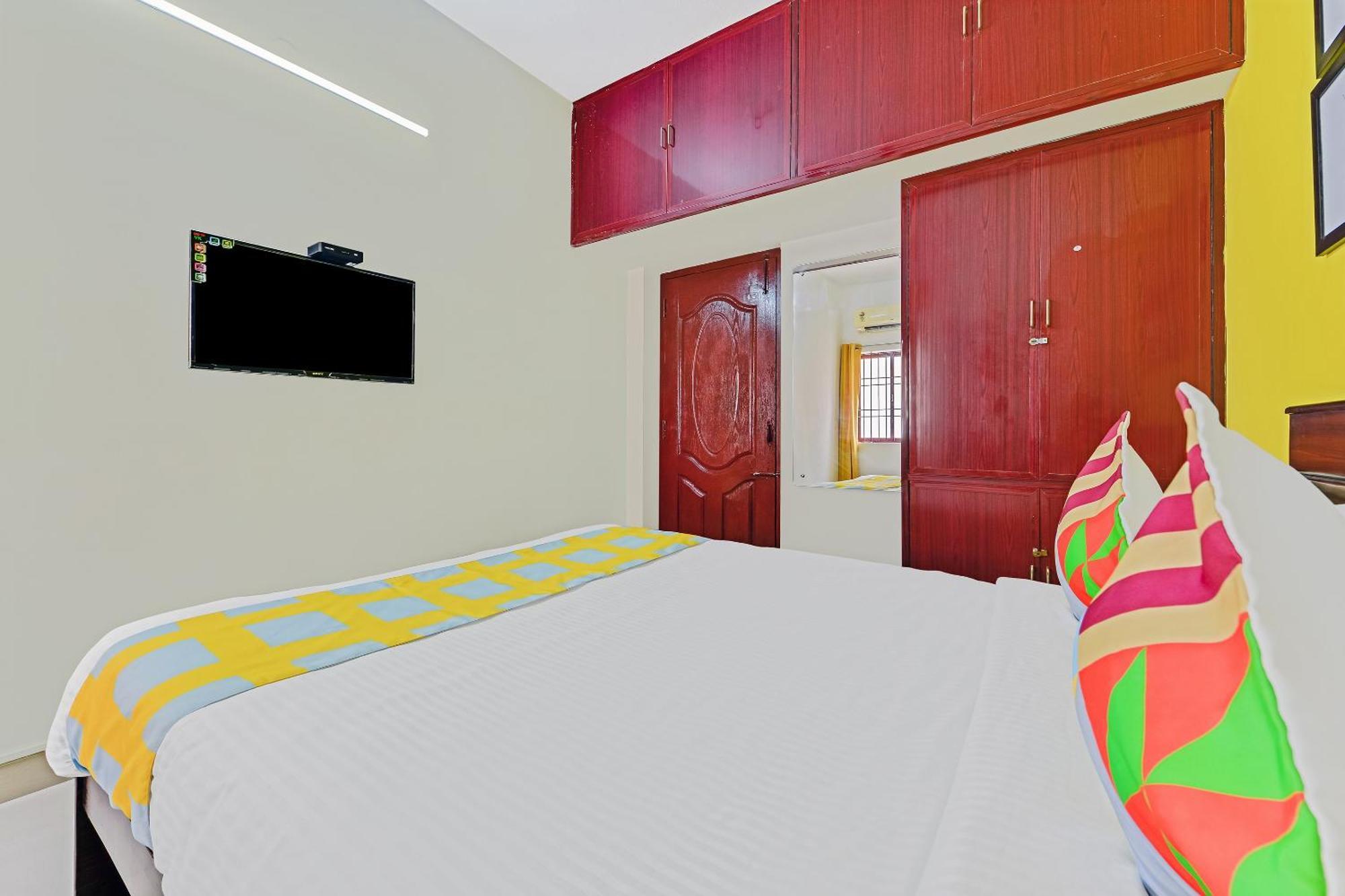 Guest house O Jj Residency Near International Airport 3*