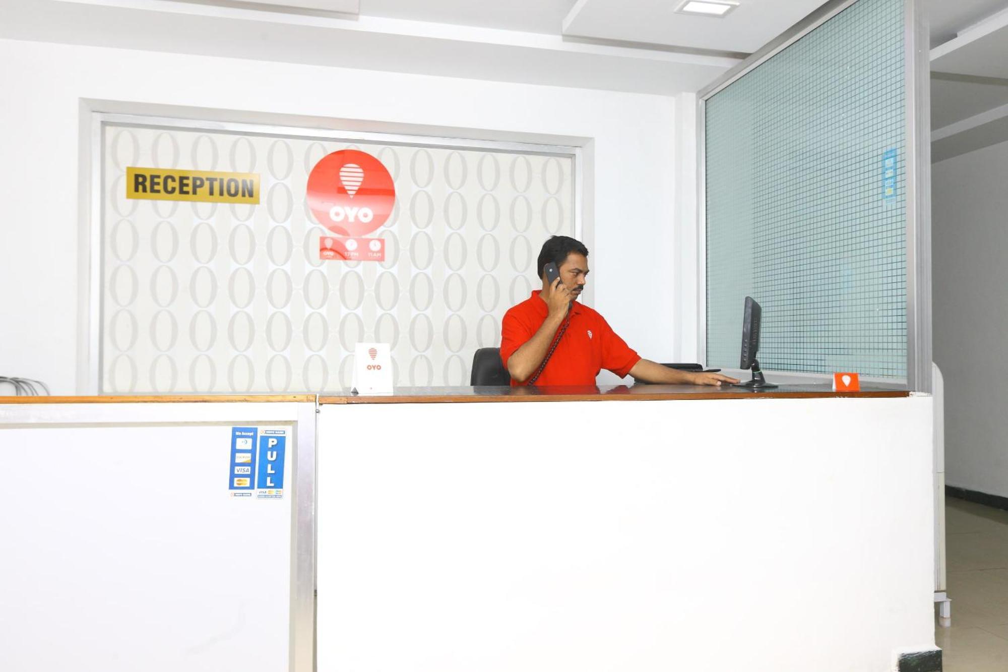 O Sri Bkm Hotel