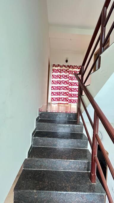 Sr Groups - Seascape 3bhk With Swimming Pool Vila