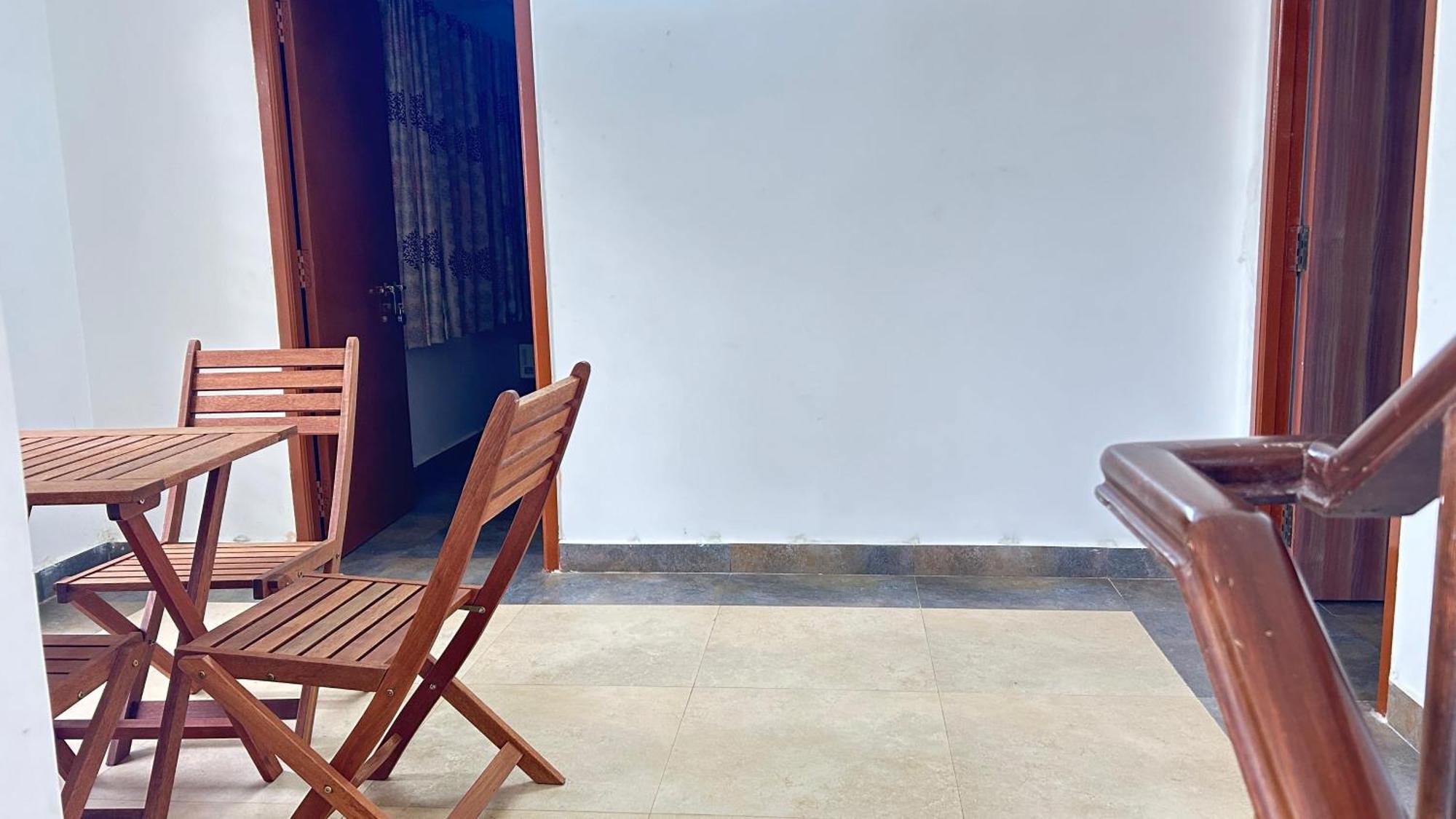 Sr Groups-sea Breeze 3bhk With Pool,bath Tub