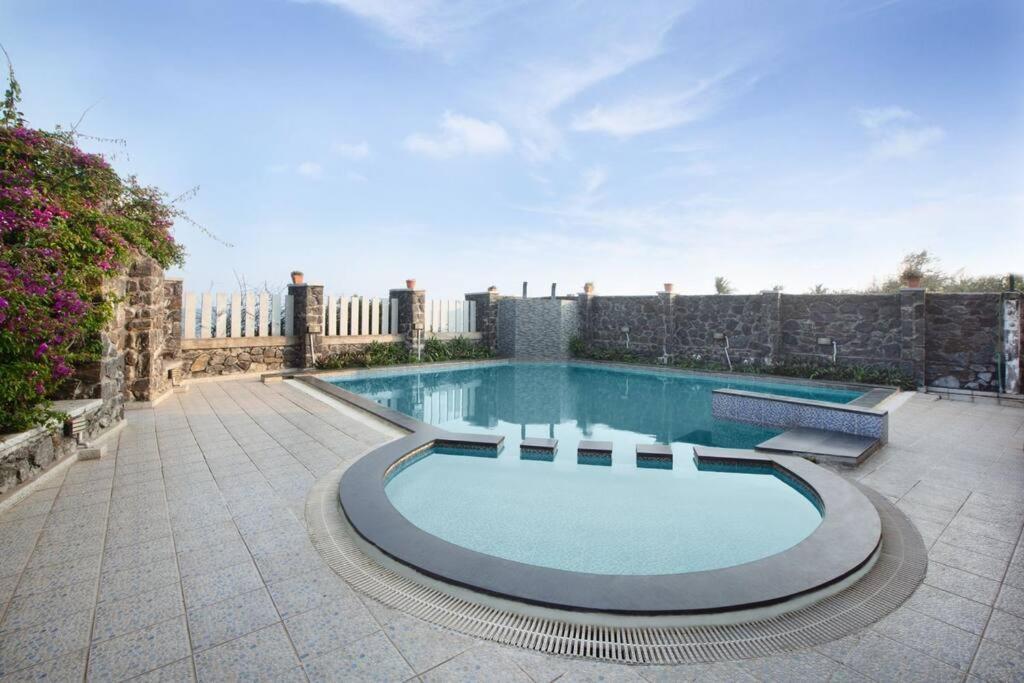 Villa Sr Groups-sea Breeze 3bhk With Pool,bath Tub