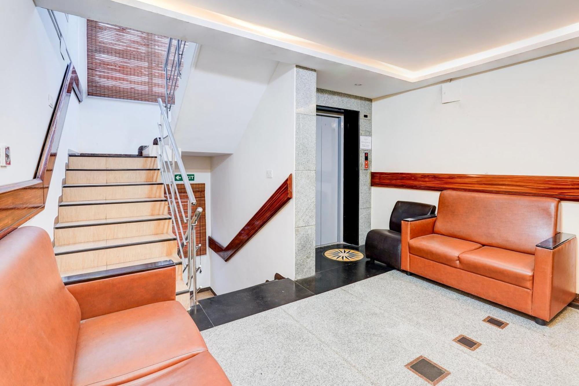 Gateway Hotel 2*