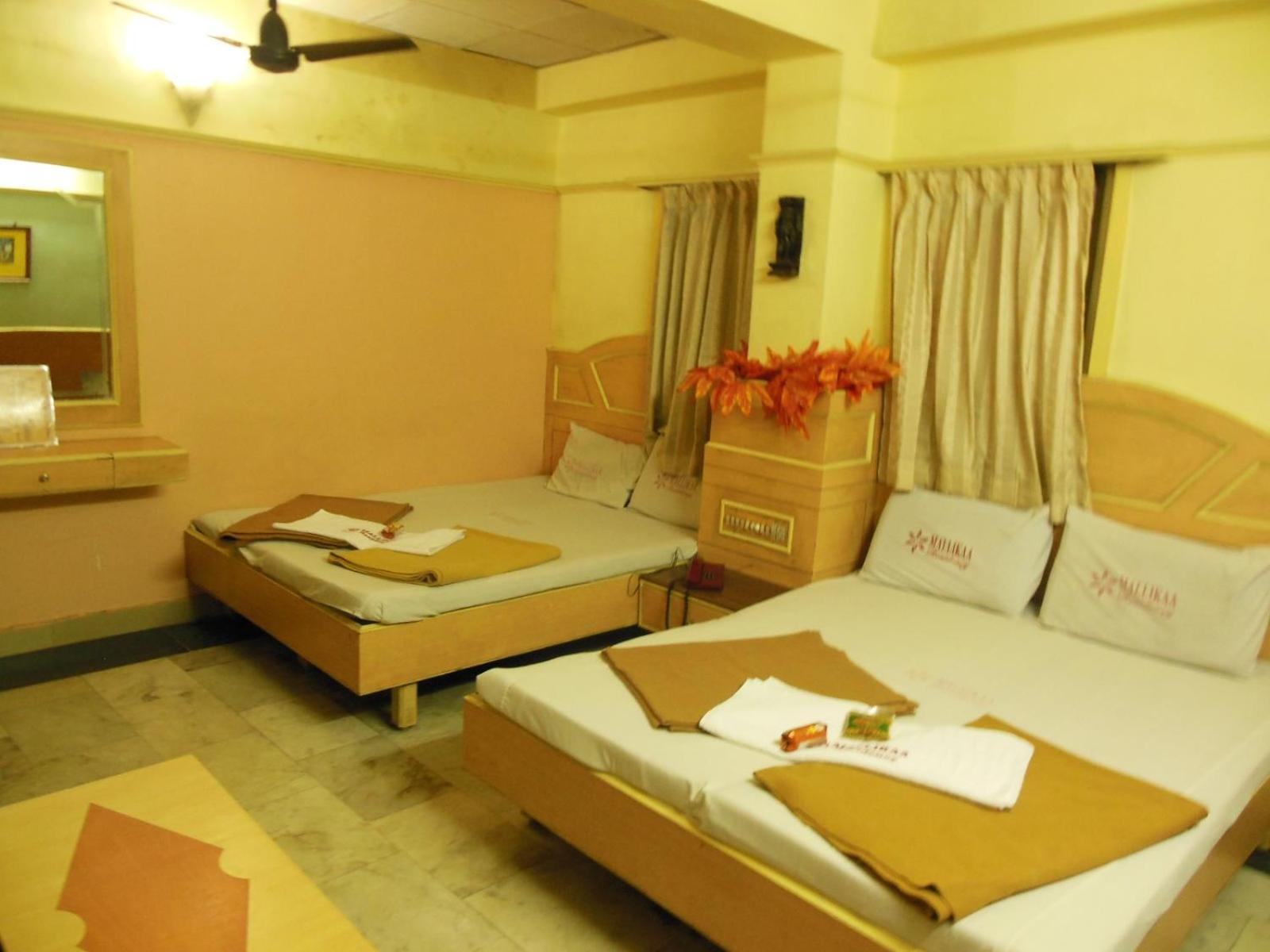 Hotel Mallika Residency