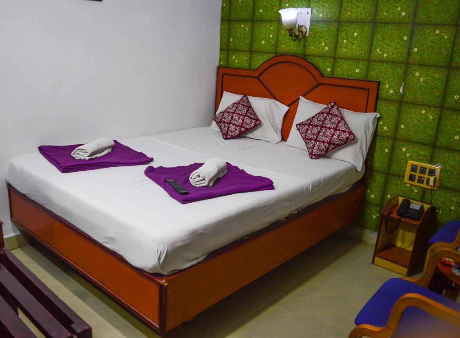 Mallika Residency Hotel 2*