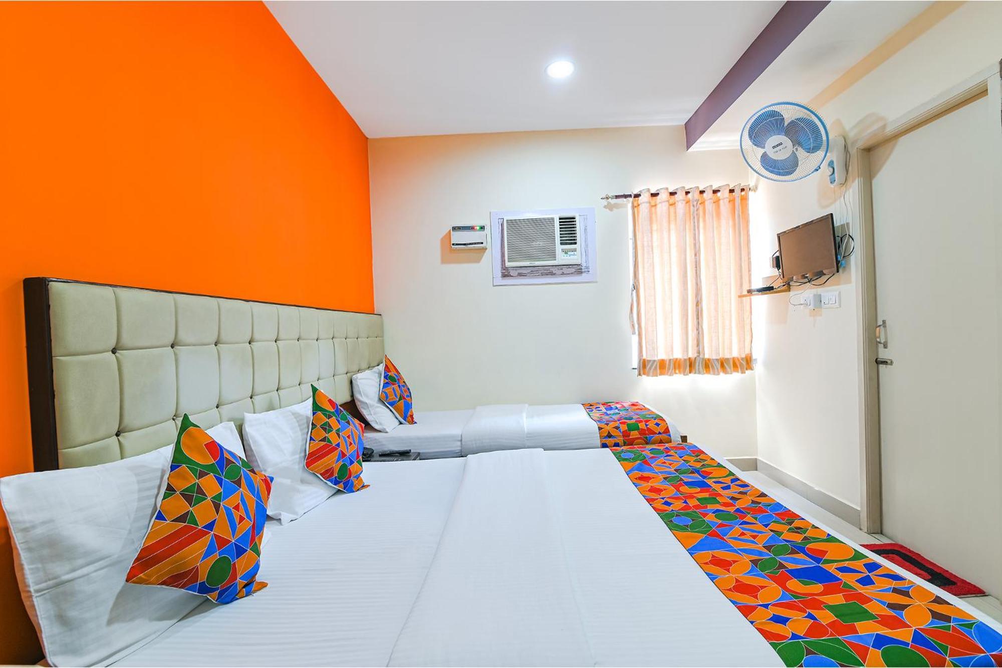 Fabhotel Vrj Residency - Nr Trade Center & St Thomas Mount Hotel