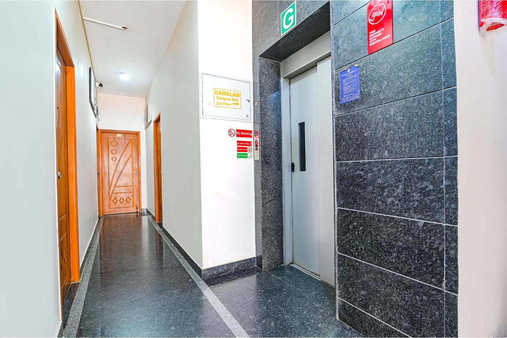 Fabhotel Vrj Residency - Nr Trade Center & St Thomas Mount Hotel