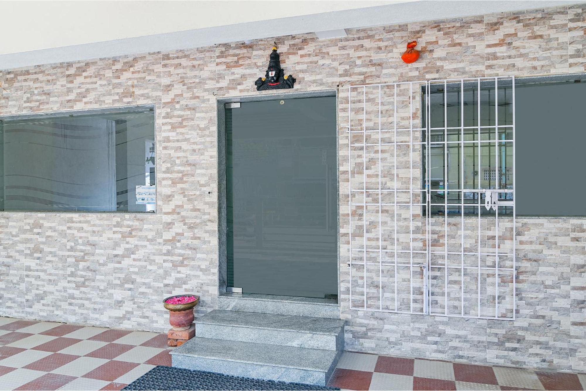Hotel Fabhotel Vrj Residency - Nr Trade Center & St Thomas Mount