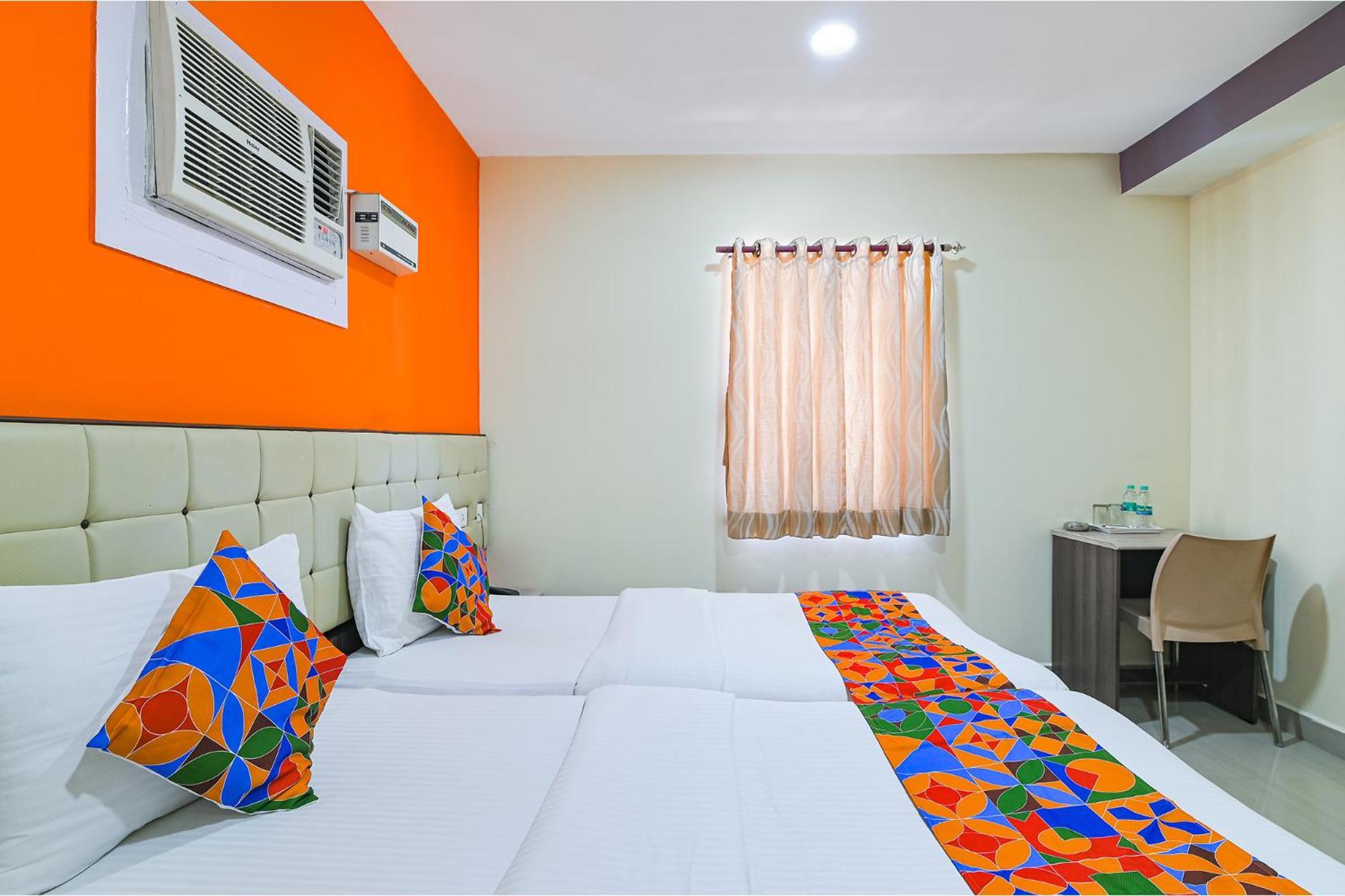 Fabhotel Vrj Residency - Nr Trade Center & St Thomas Mount 3*