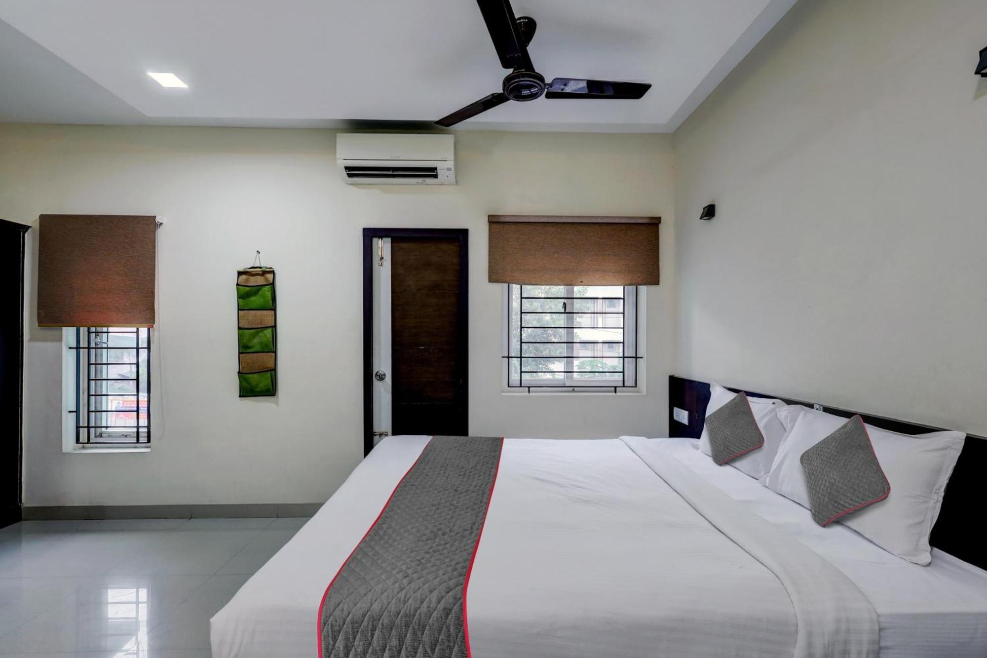 Townhouse Majestic Hotel 4*