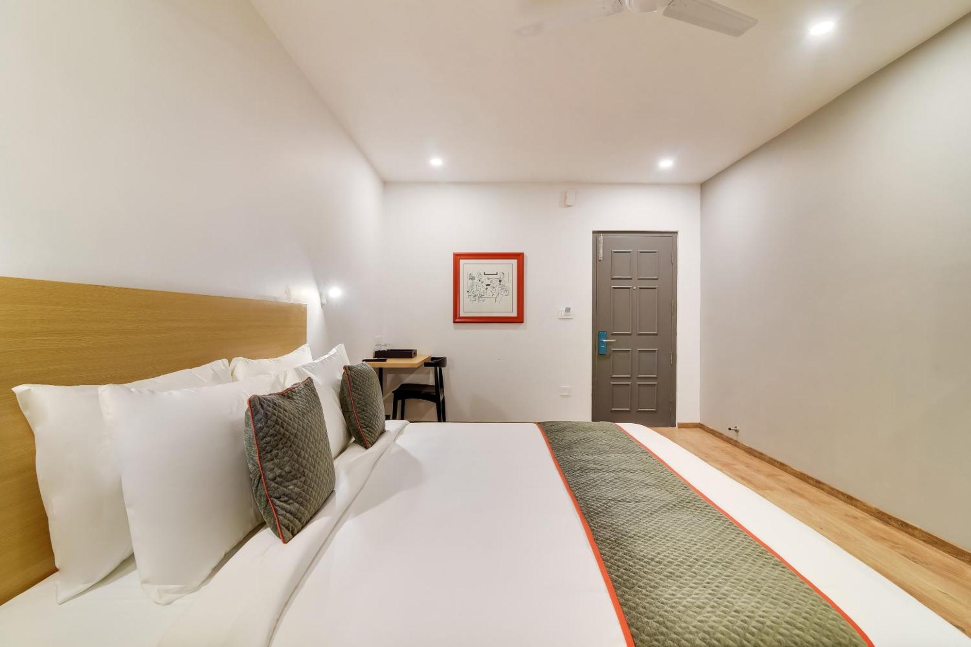 Townhouse Kovilambakkam Hotel 3*