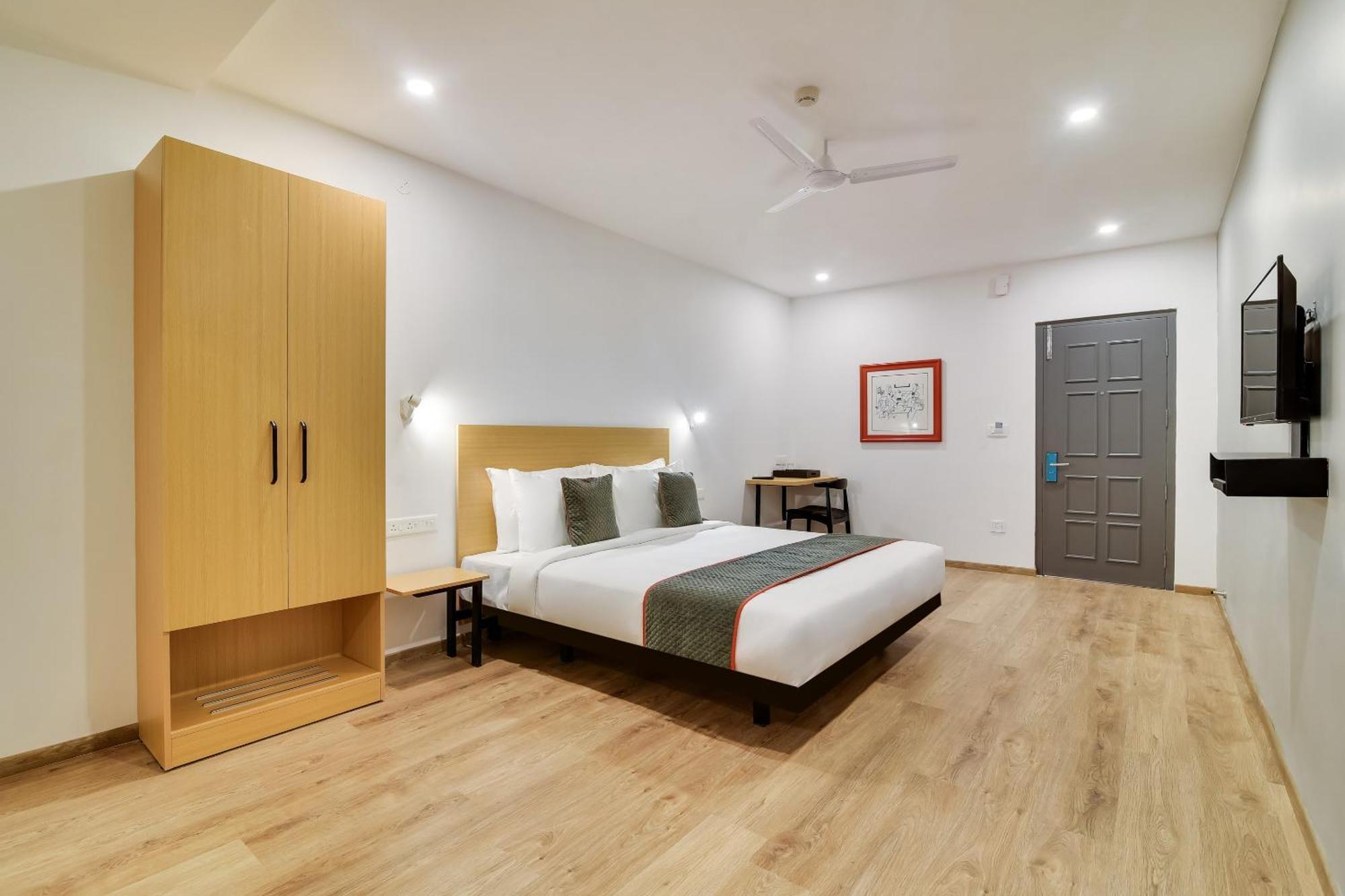 Hotel Townhouse Kovilambakkam 3*