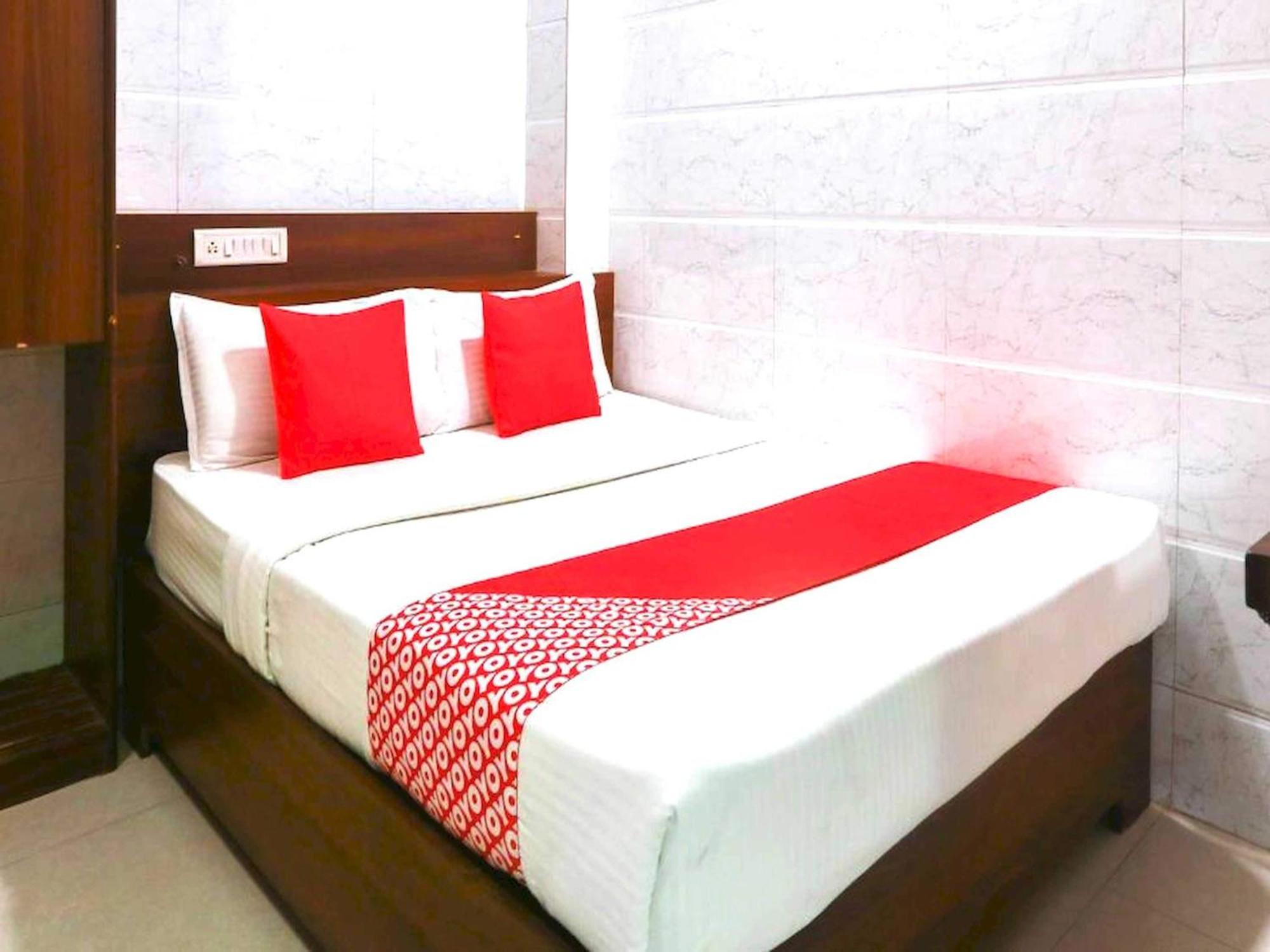 Hotel O The Park 3*