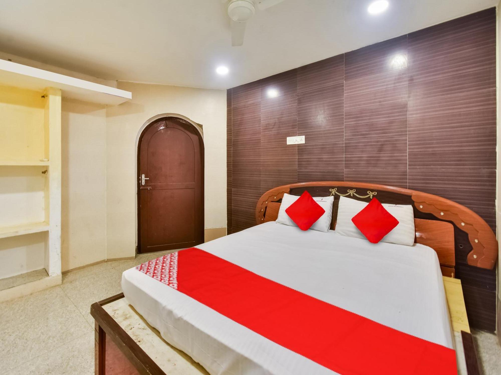 O Grand Residency Hotel 3*