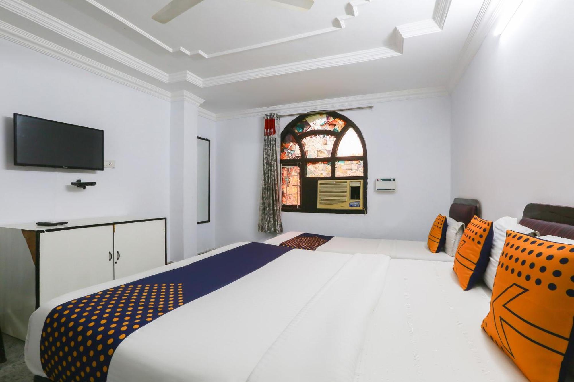 O Pink Hotel Chennai