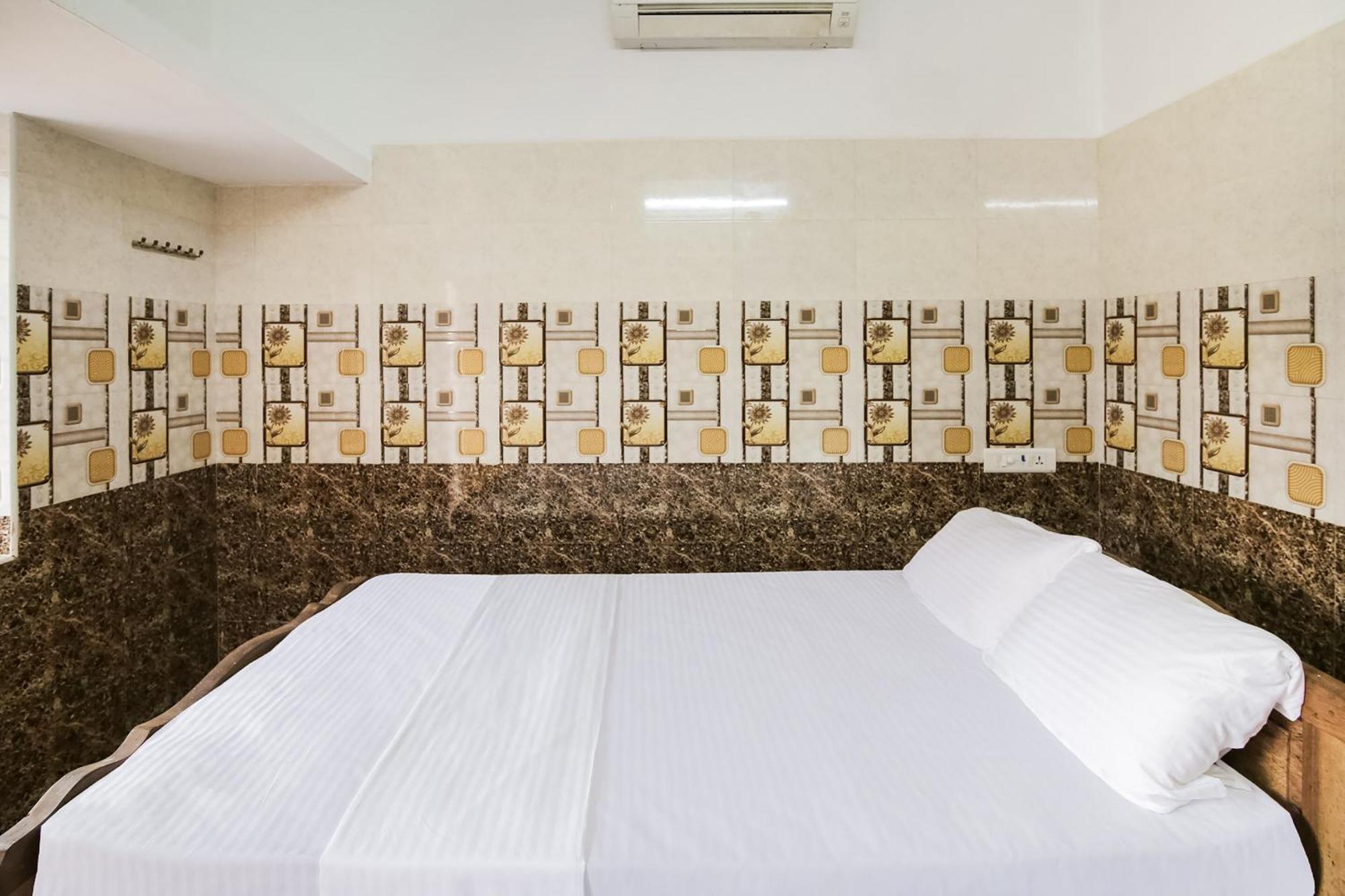 Hotel O Thirugnanasamandham 2*