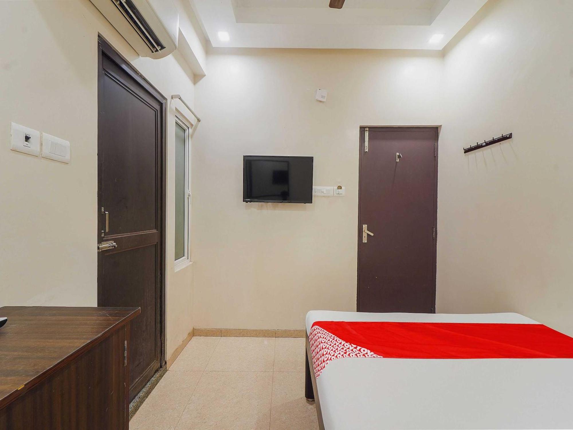 Hotel O Saravana'S Park