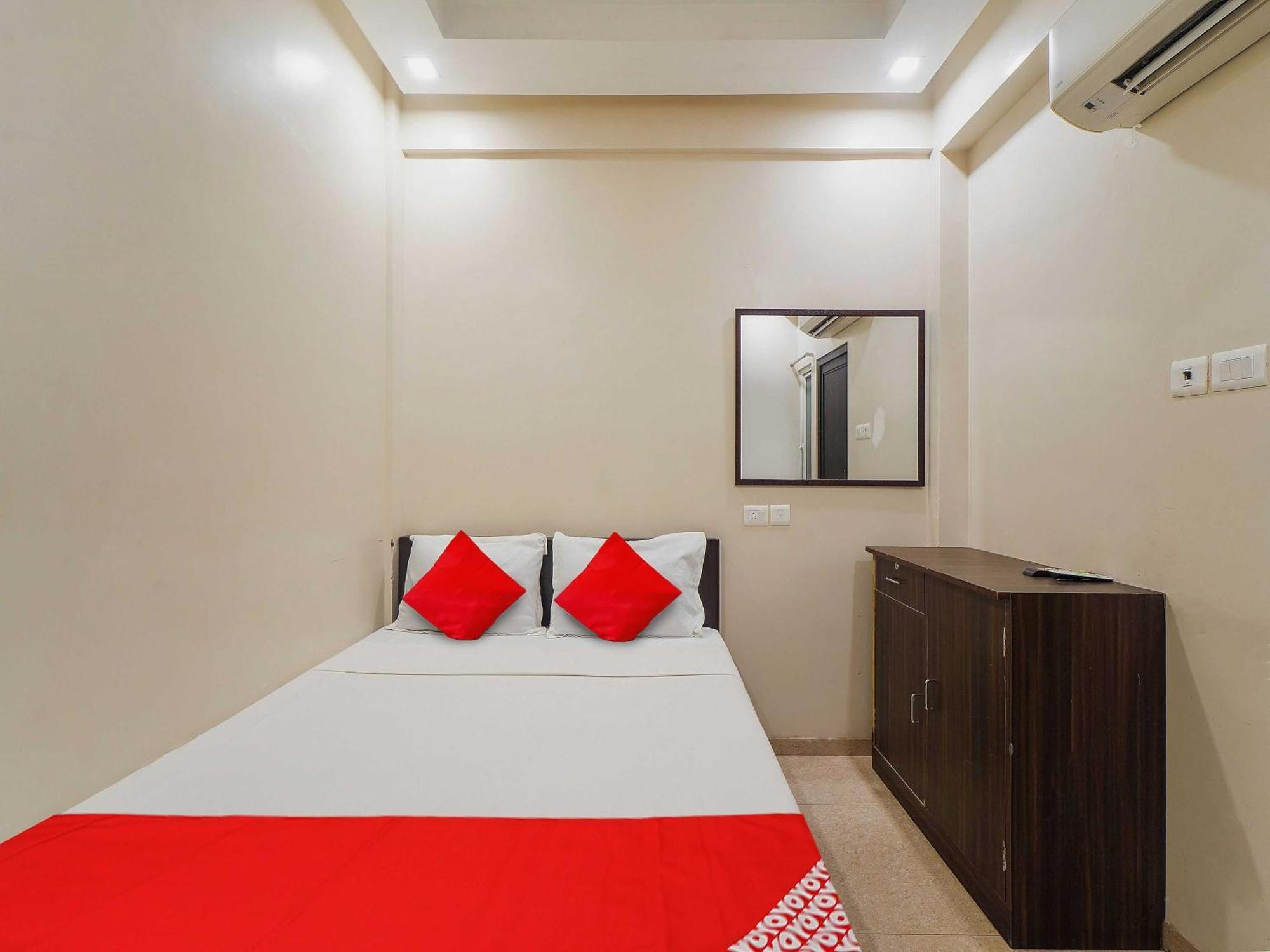 Hotel O Saravana'S Park