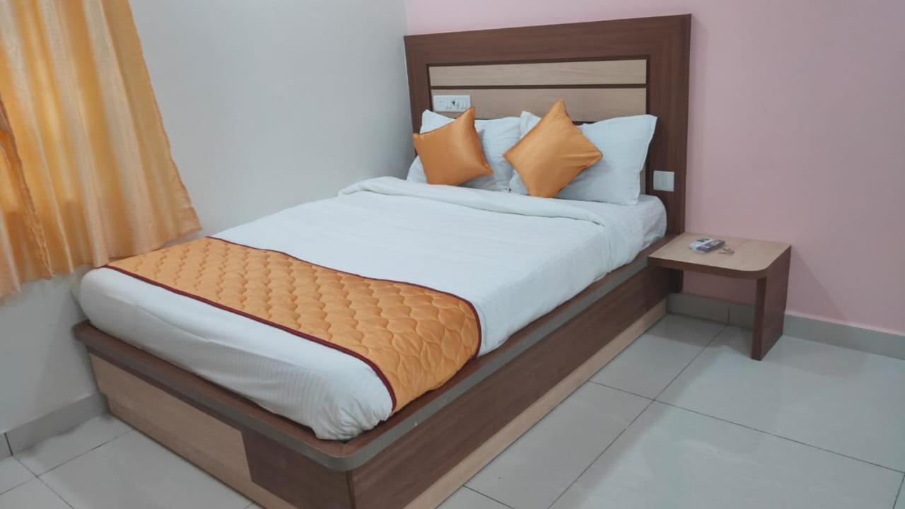 Greenapple Hotel Chennai