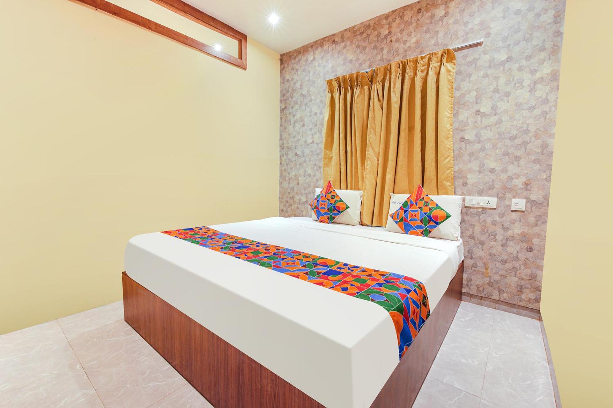 Fabhotel Mrv - Nr Express Avenue Mall & Spencer Plaza Mall 3* Chennai