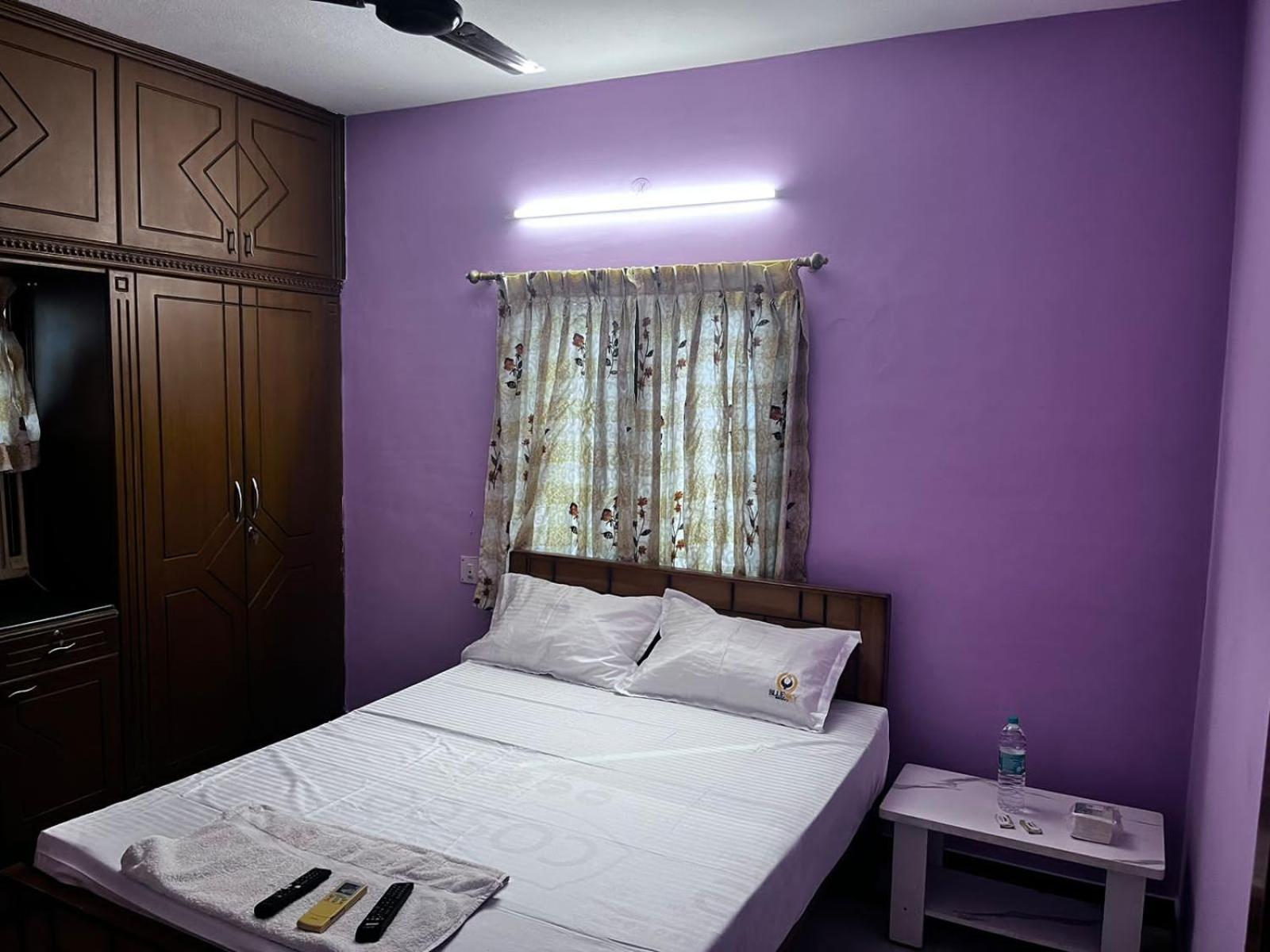 Pearl Homestays Chennai Trade Center Homestay