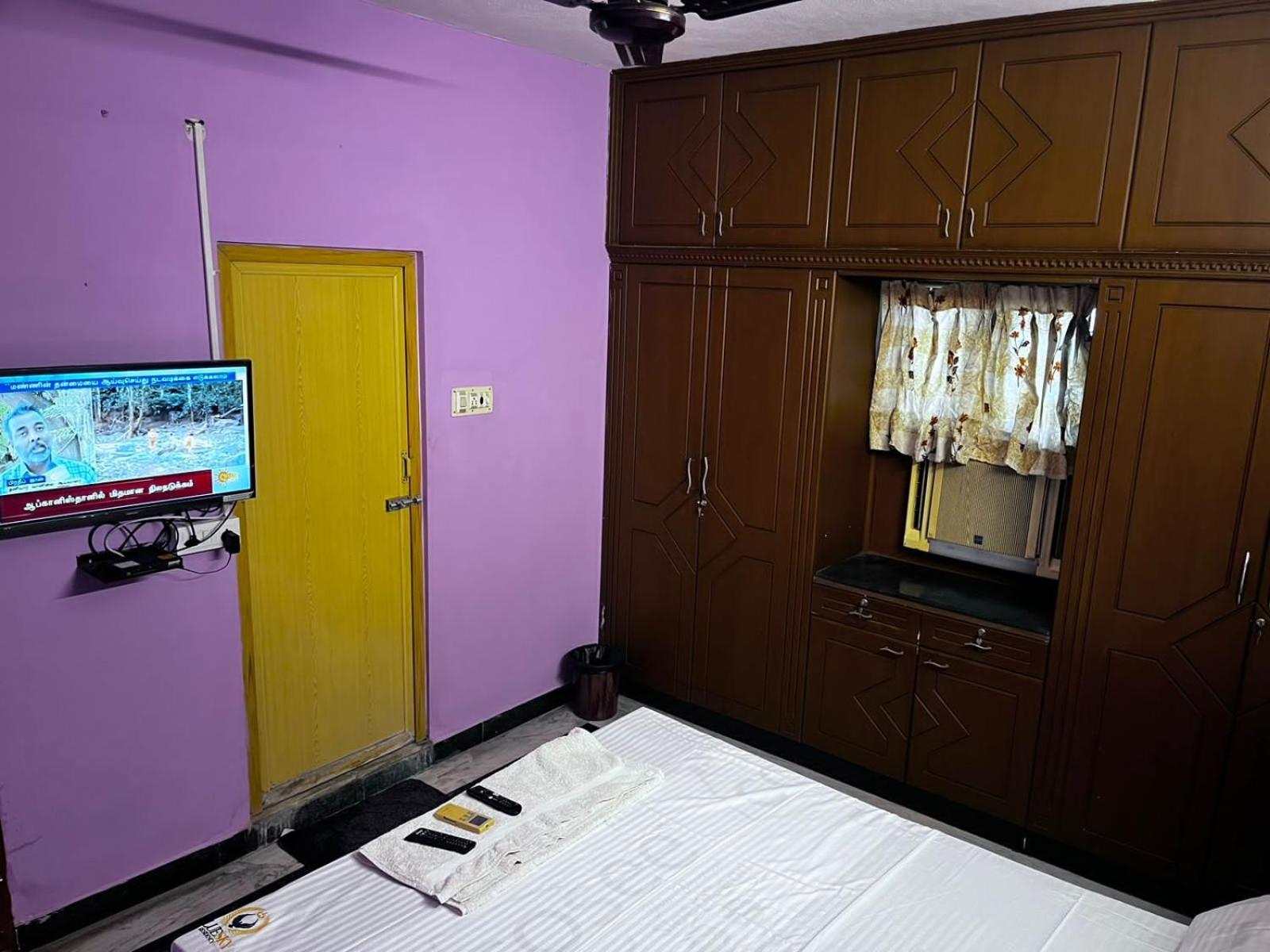 Pearl Homestays Chennai Trade Center *