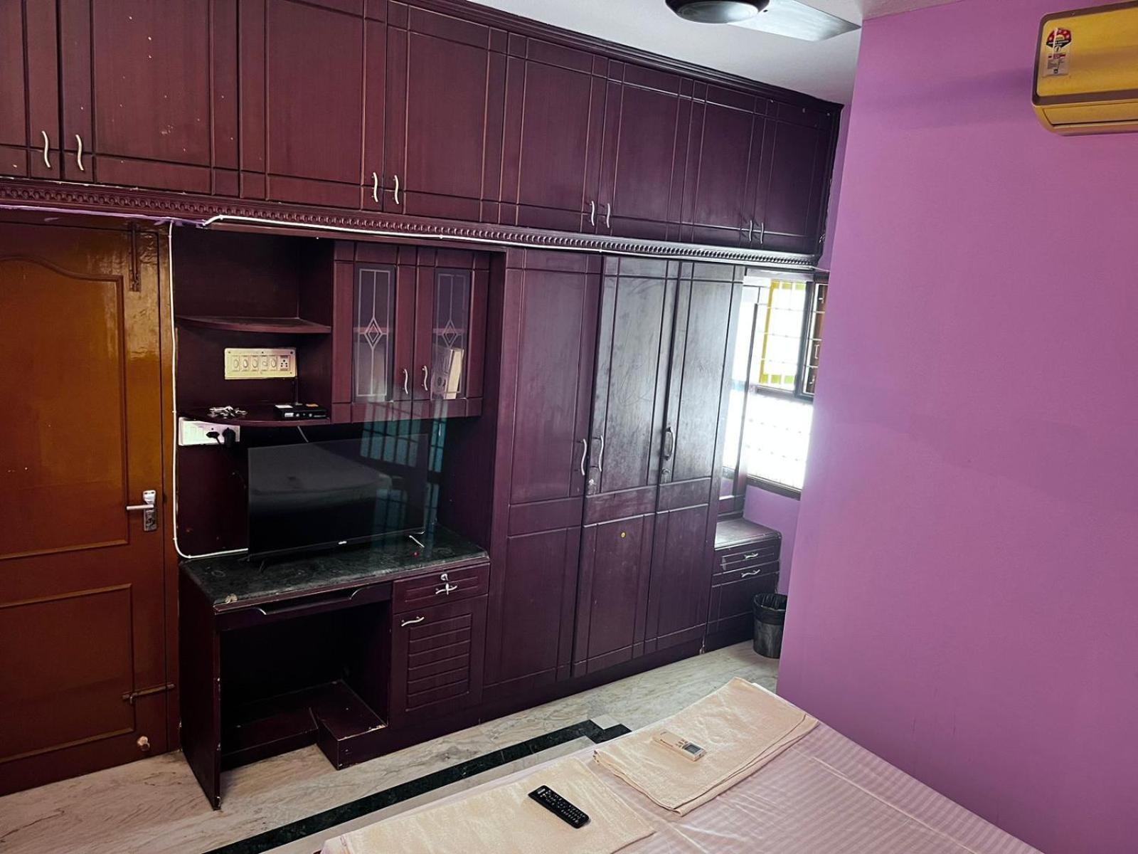 Homestay Pearl Homestays Chennai Trade Center Chennai