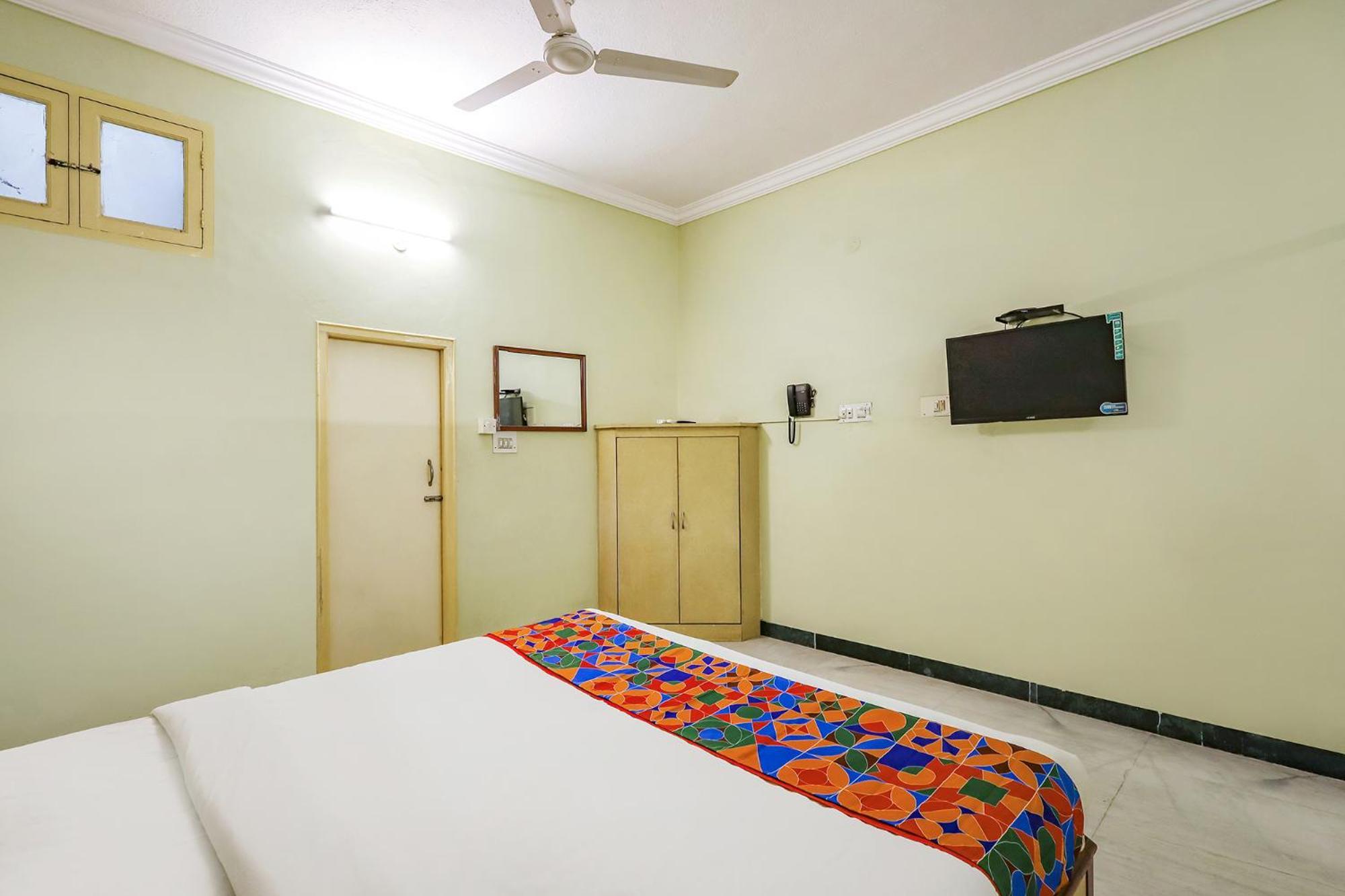 Fabexpress Sunshine Residency - Nr Avm Film Hotel Chennai