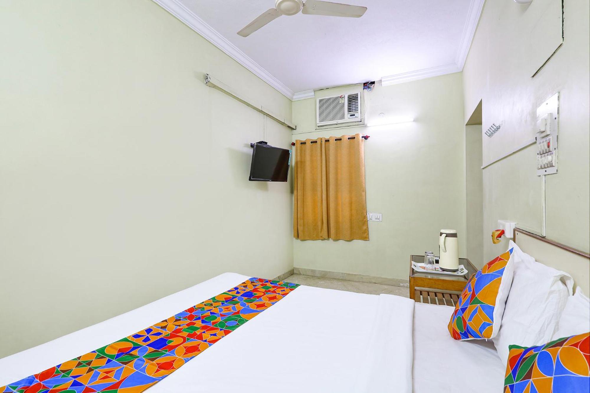 Fabexpress Sunshine Residency - Nr Avm Film 3* Chennai