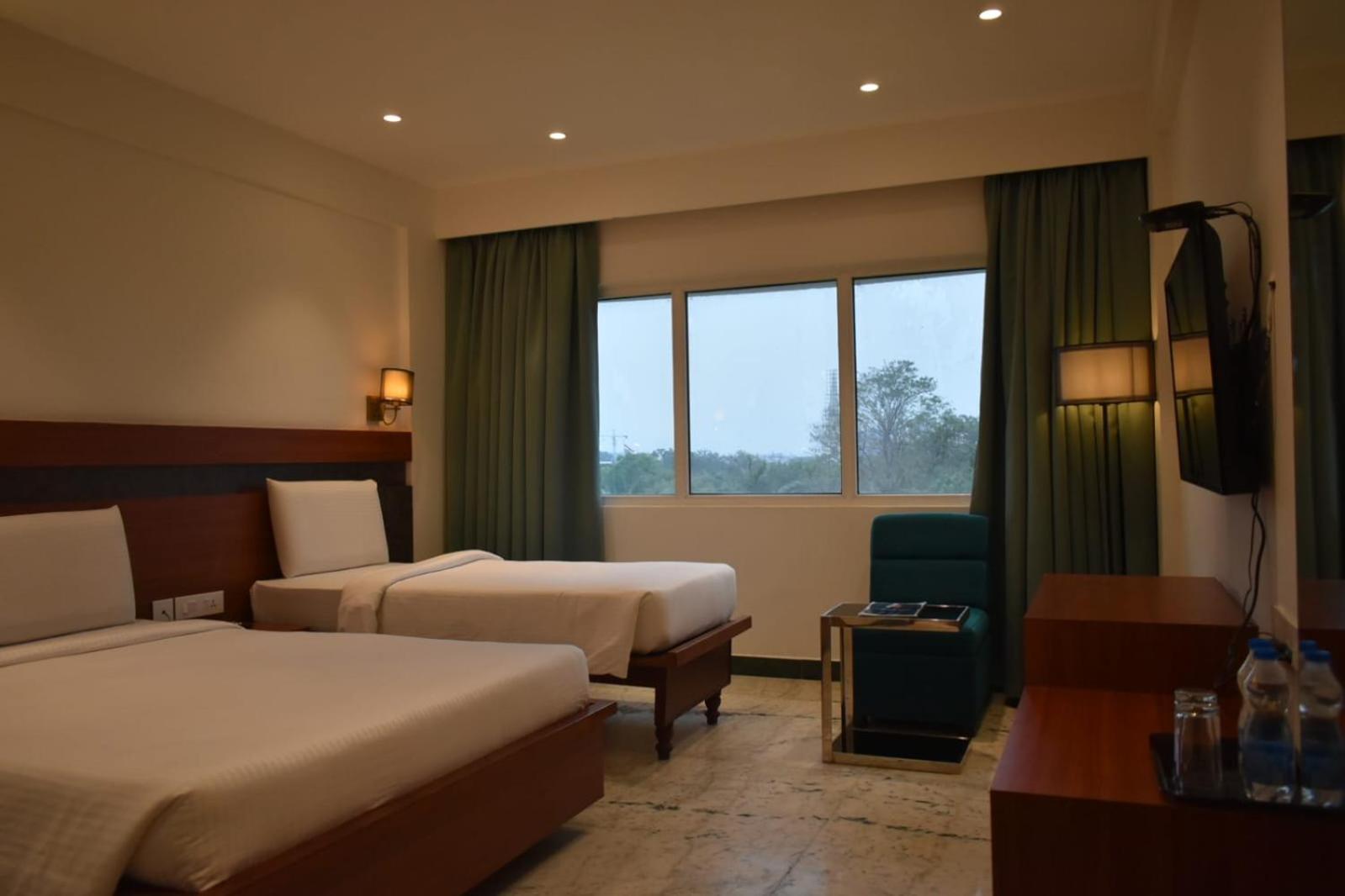 Hotel Royal Regency 3*