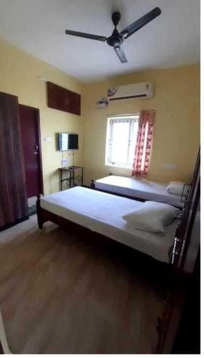 Hotel Spot On Shappy Koyambedu Near Pvr Spi Palazzo