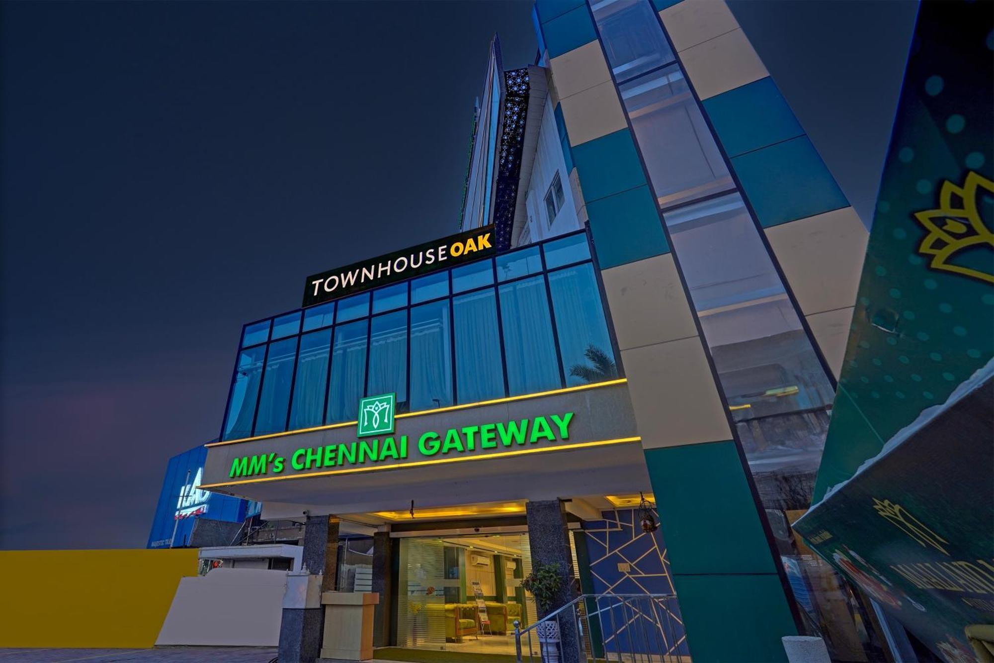 Gateway Hotel 2*