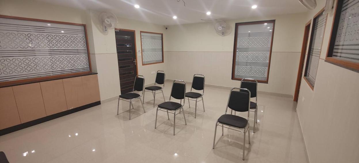 Hotel Nandhavanam A Business Class Residency 3*