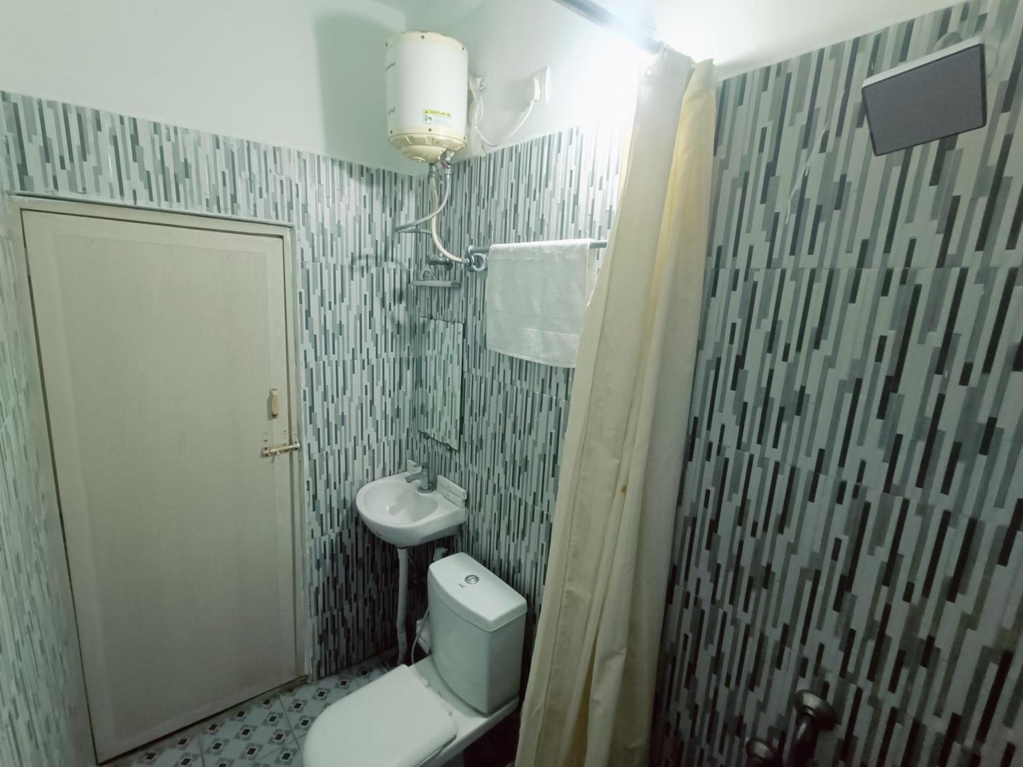 Trendy Service 3bhk *