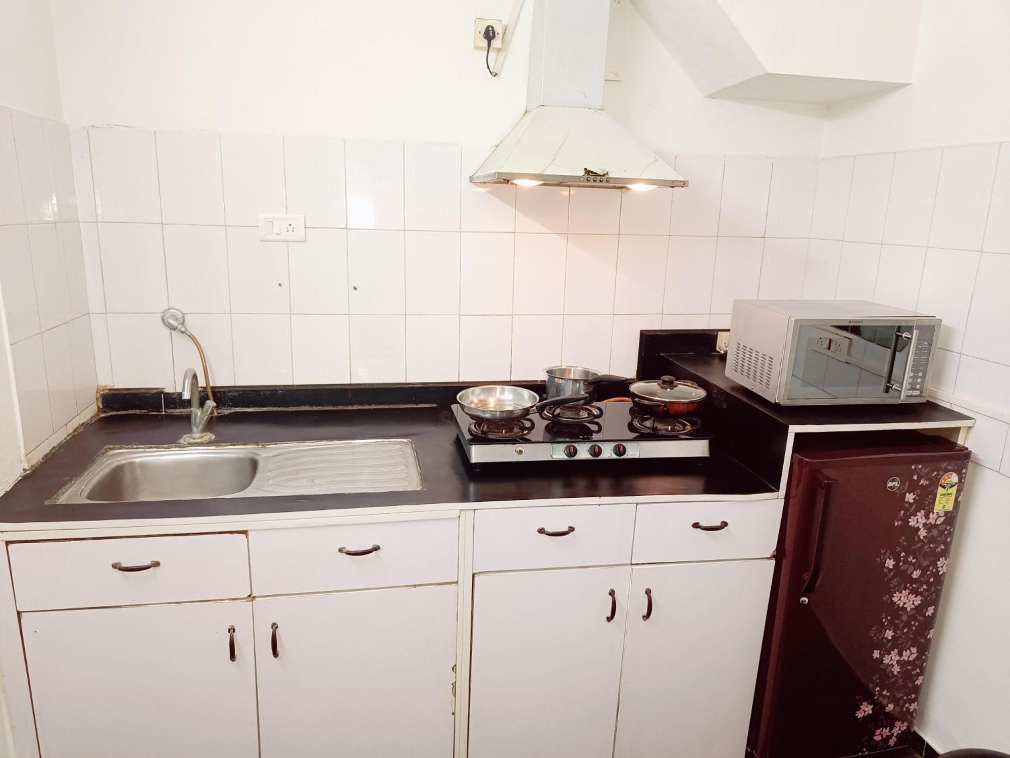 Trendy Service 3bhk Apartment *