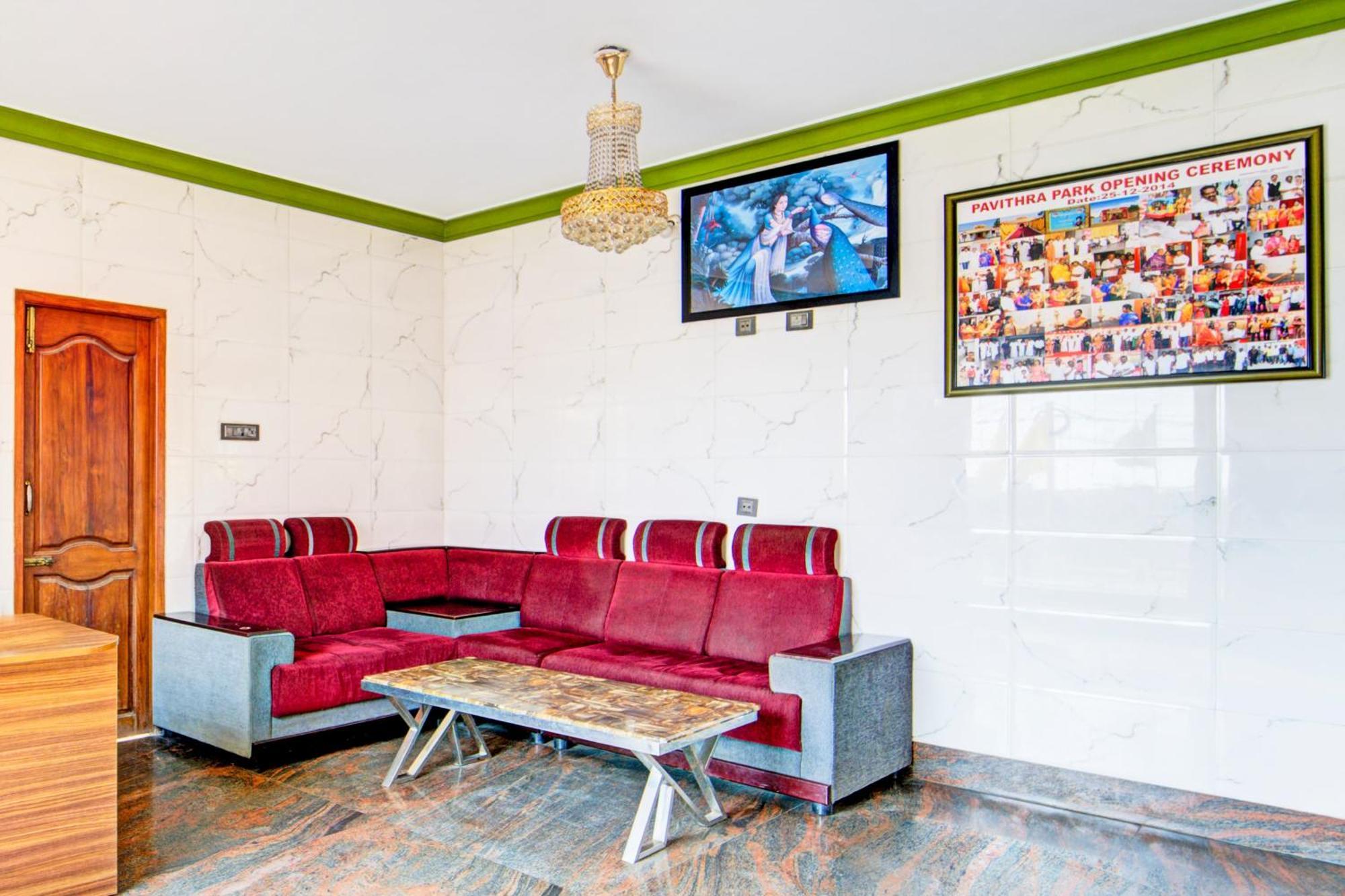 Hotel O Nestle 3*