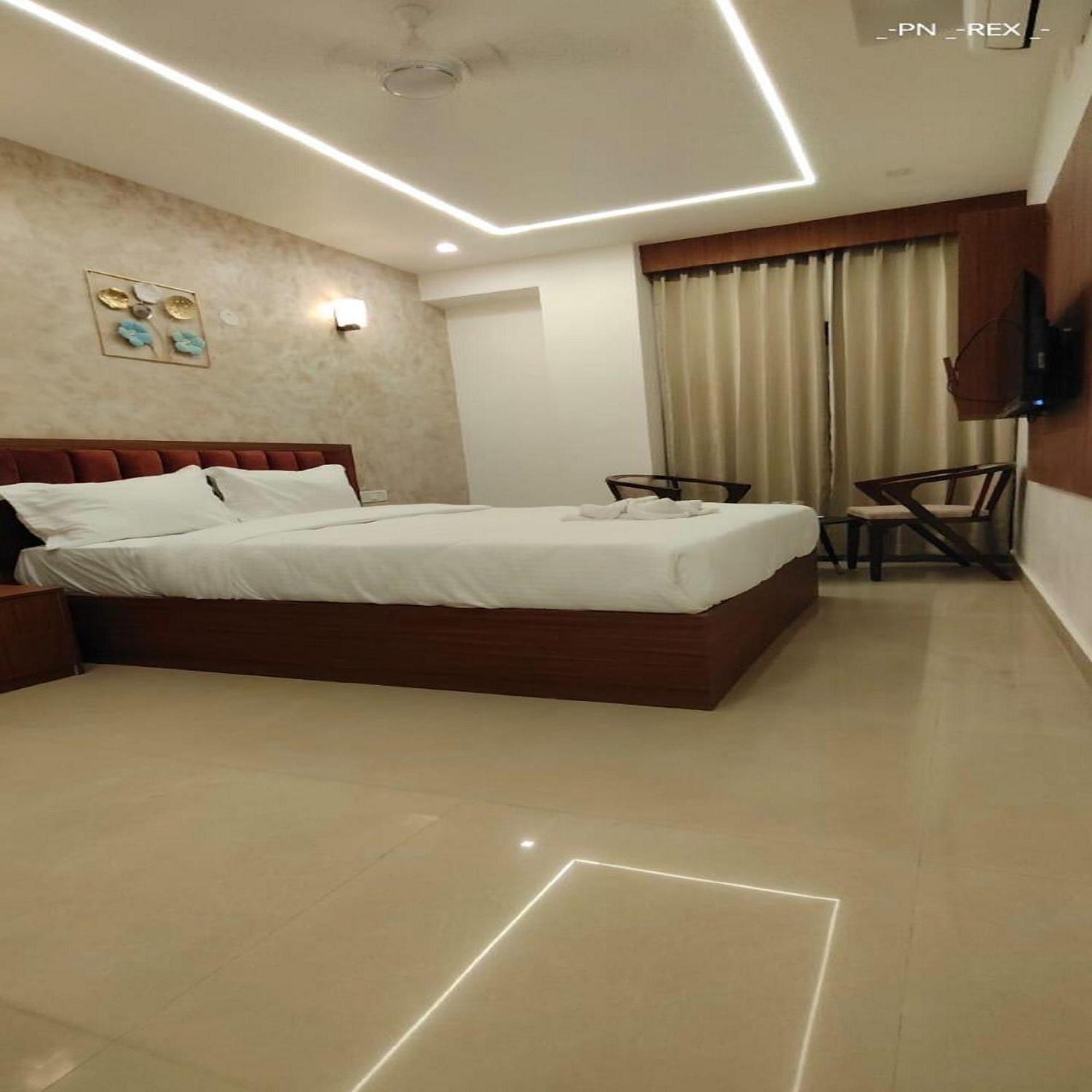 Royal Luxe - Us Consulate, Apollo Hospital, Sankara Natralya Hotel Chennai