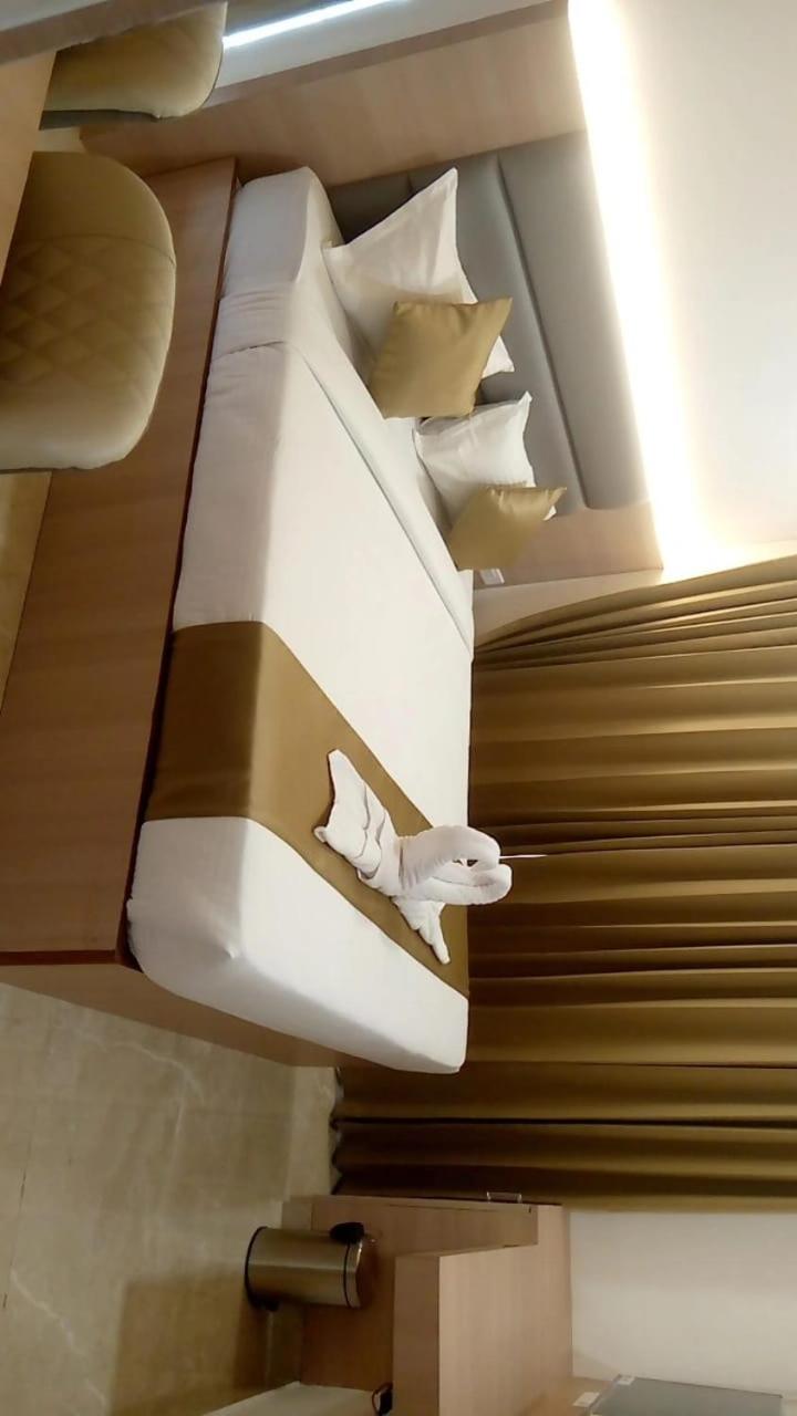 Hotel Grand Silver *