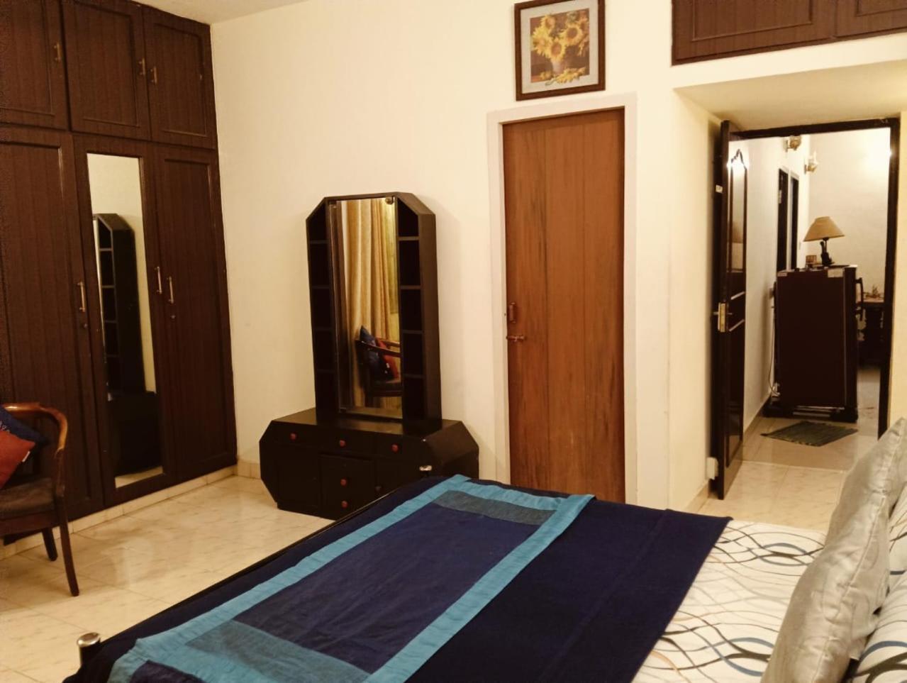Apartamento Saran Residency Rasi Apt
