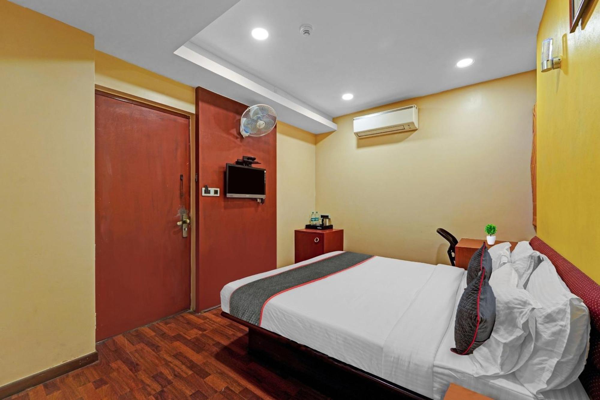 Townhouse Anna Salai Hotel Chennai