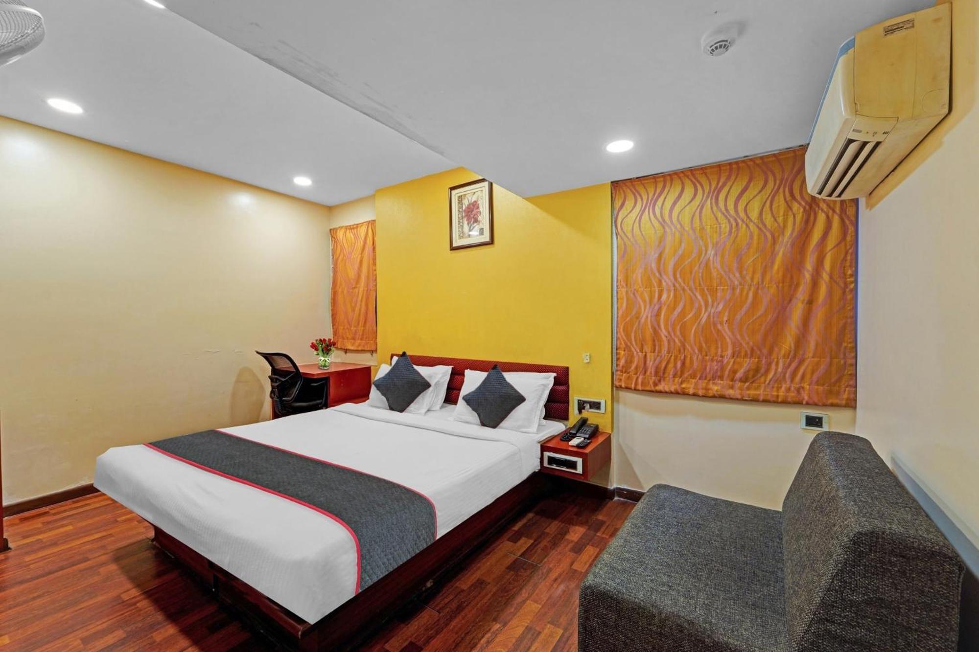 Townhouse Anna Salai 4* Chennai